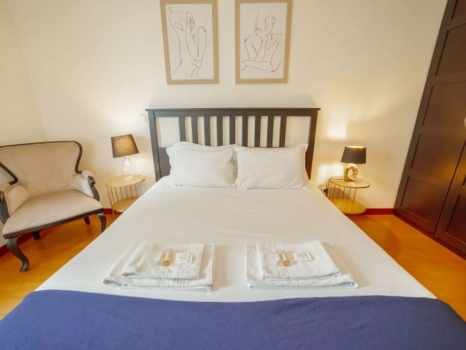 DOWNTOWN DELUXE 6 by VACATIONY - Drinnen