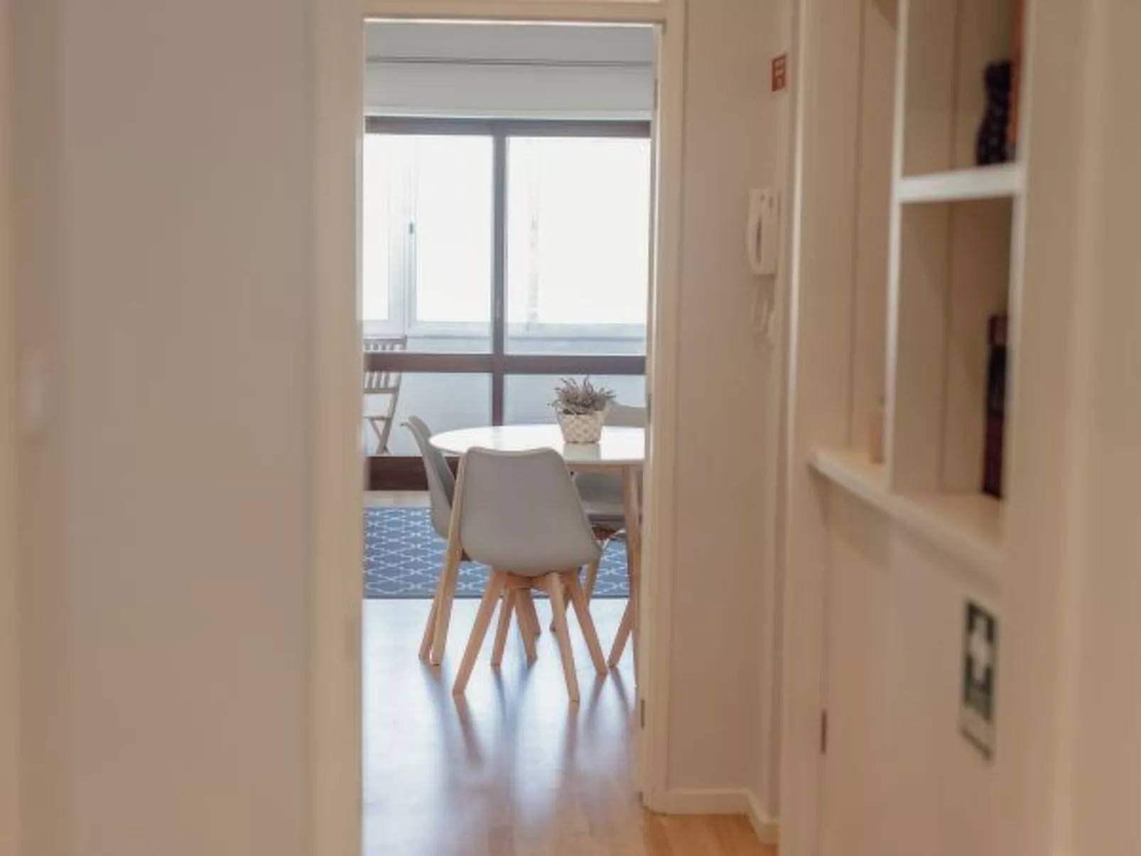 DOWNTOWN DESIGN WITH BALCONY by VACATIONY - Inside