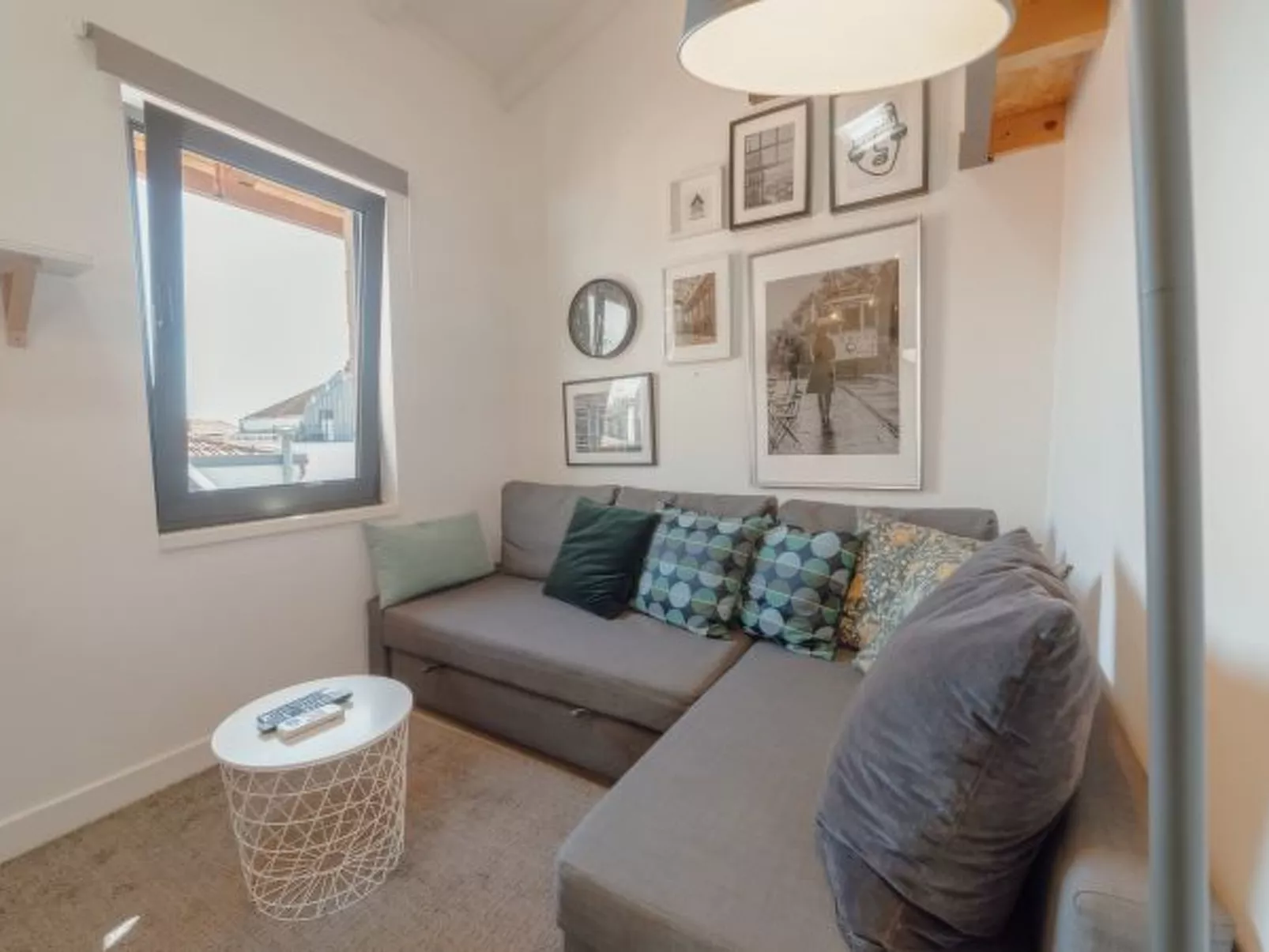 MEZZANINE STYLISH APARTMENT U by VACATIONY - Inside