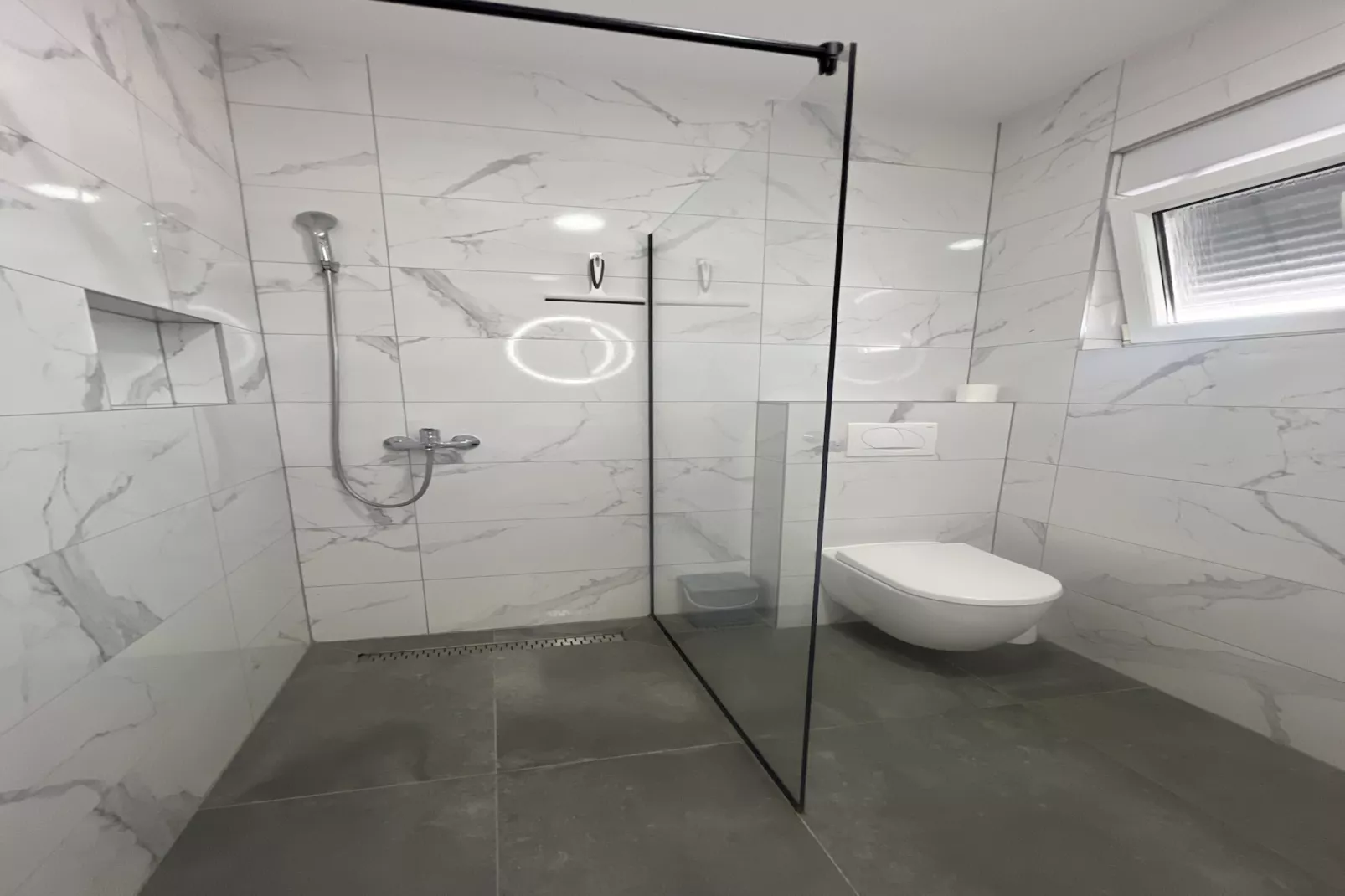 Apartment Lavaran 3 - Bathroom