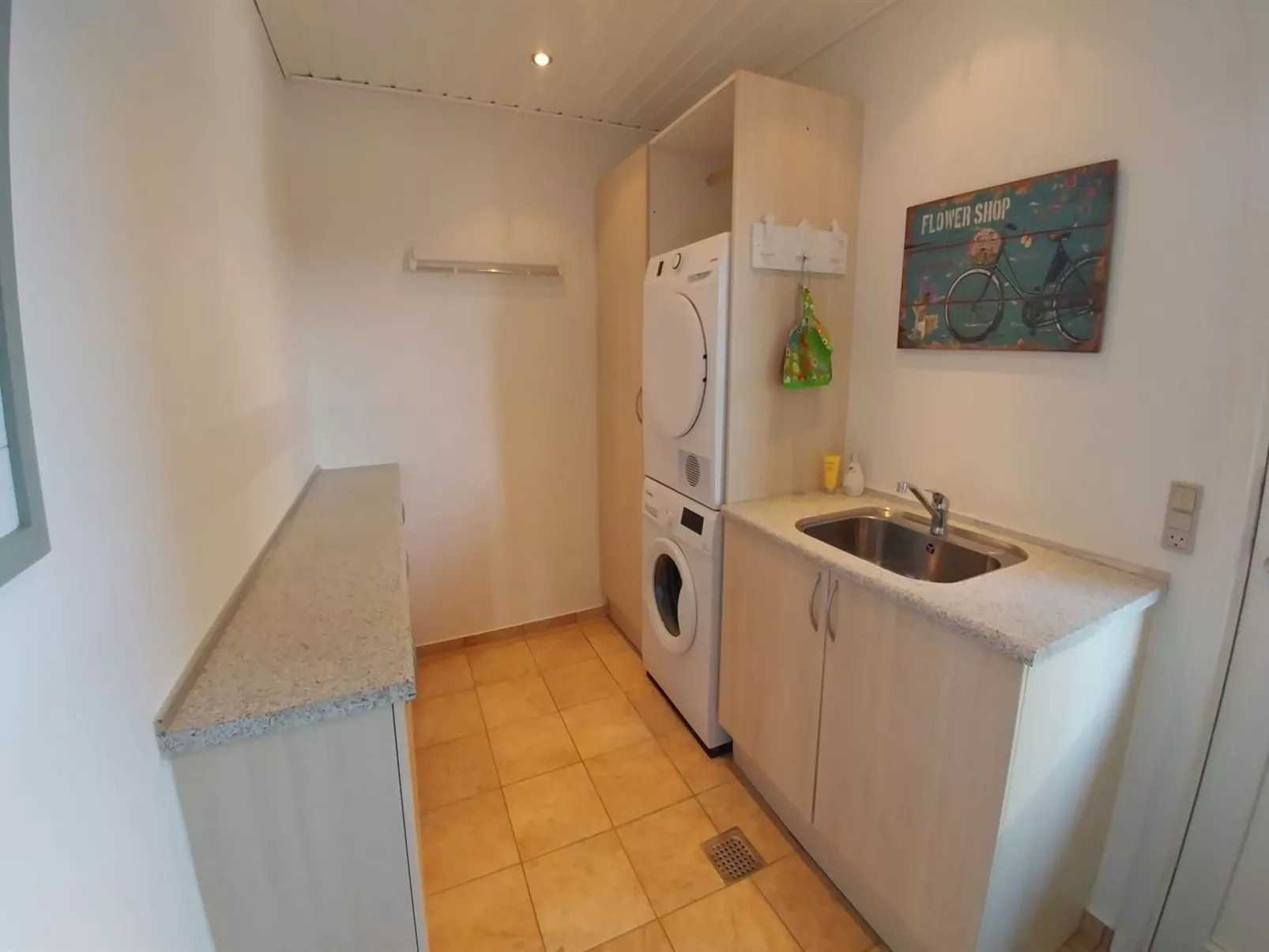 "Sana" - 2.5km from the sea - Inside