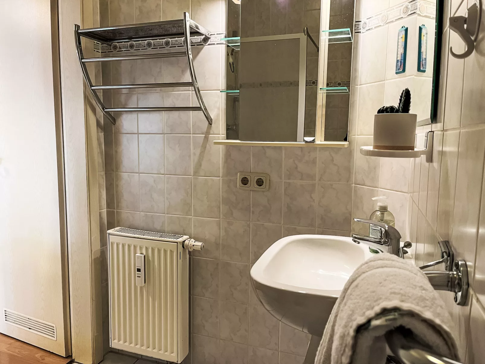 Bergstraße - Drinnen