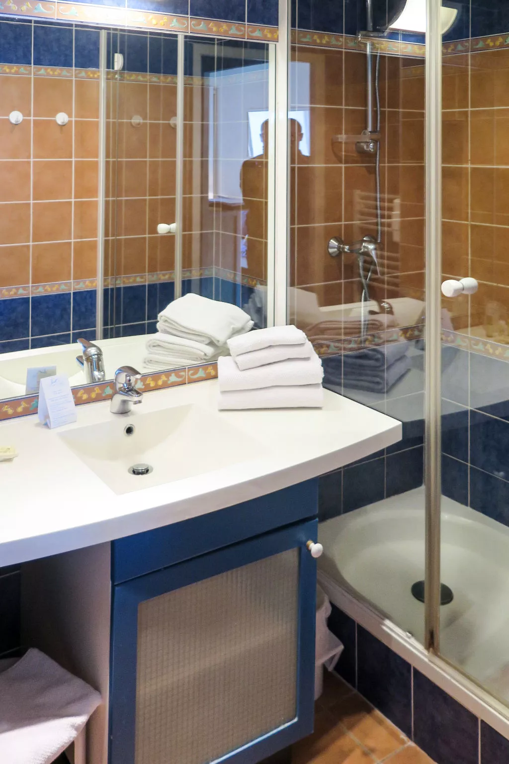 Le Grand Large - Inside