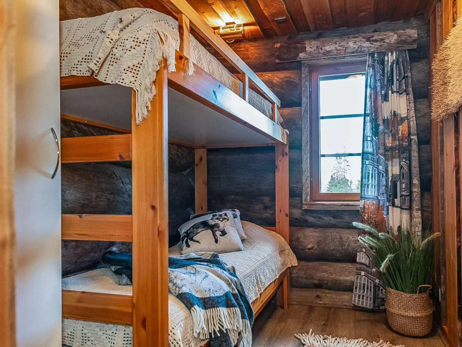 Rukan pilvimaja - Inside