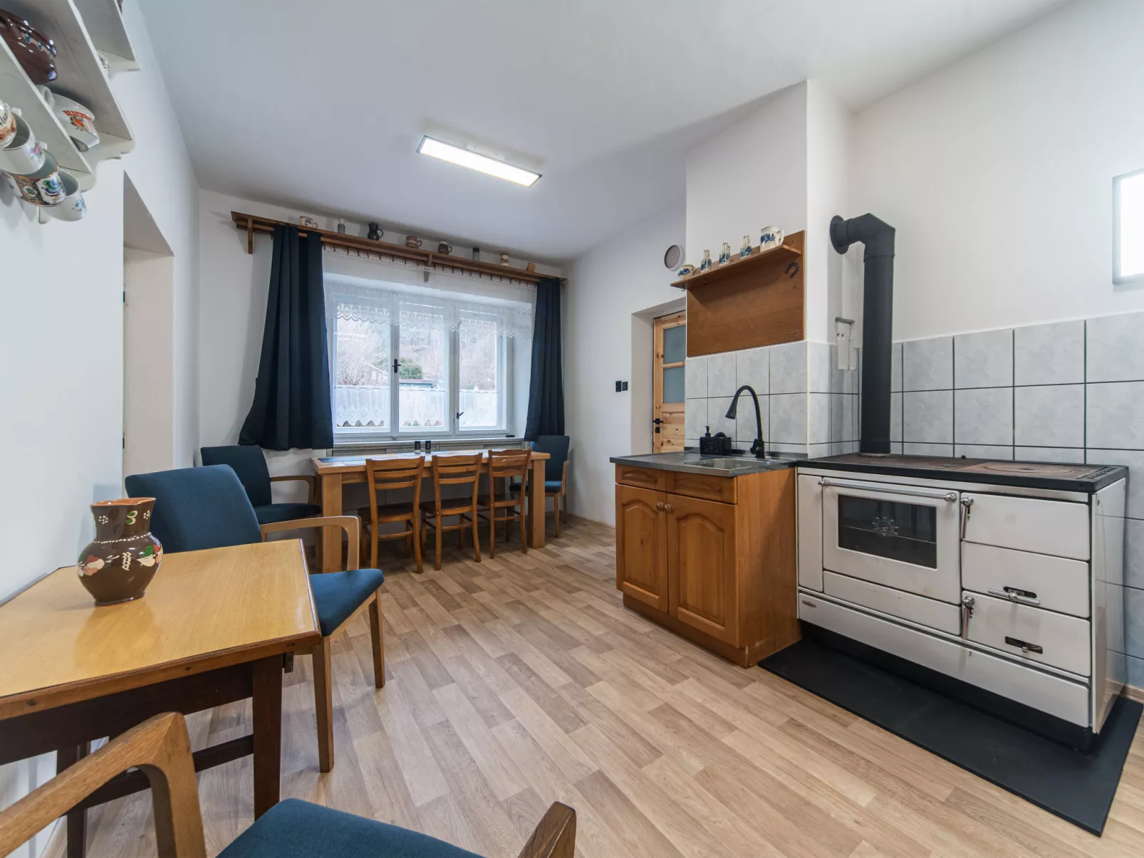 Forrest Haven Vodice - Inside