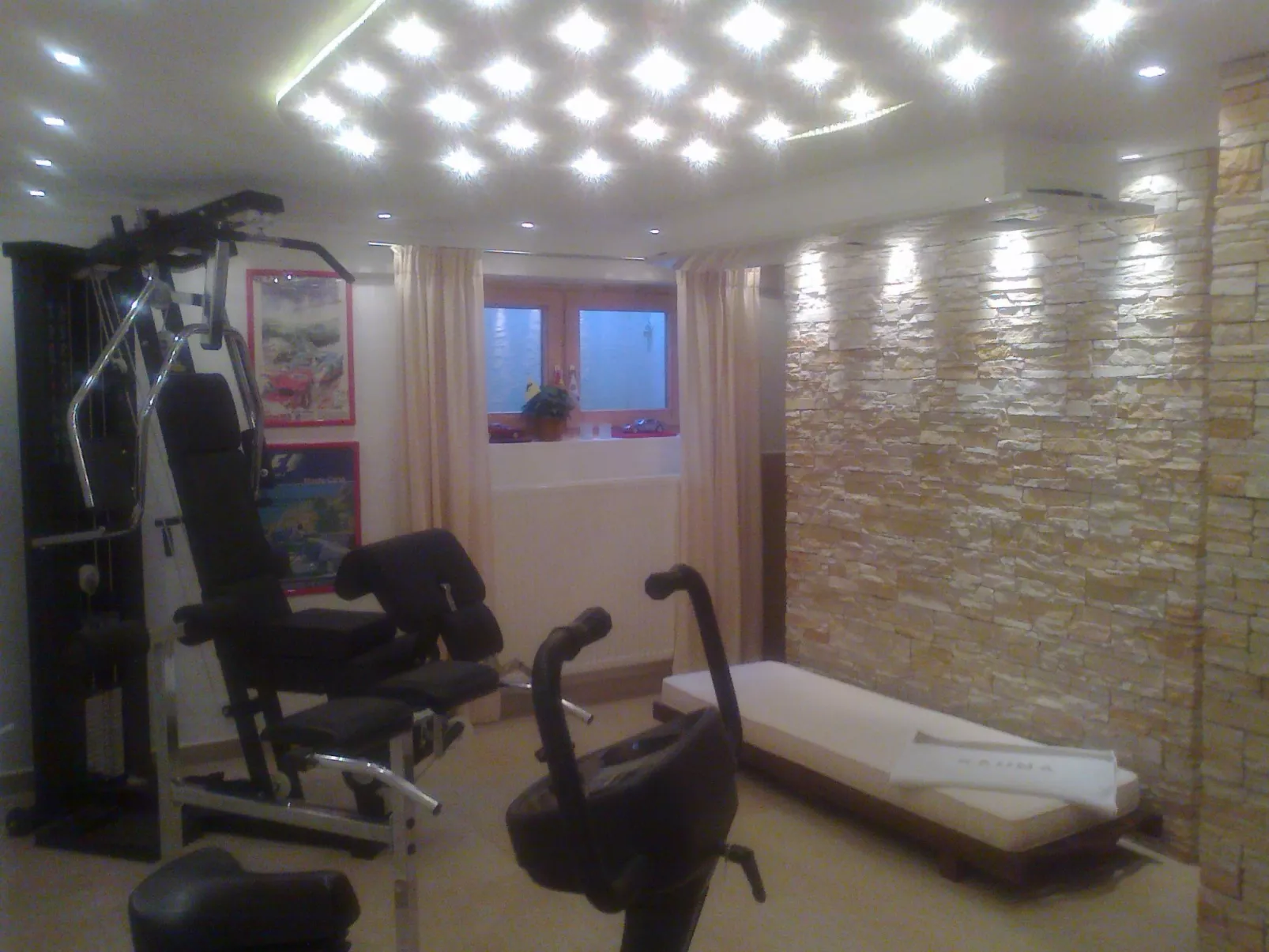 Idyllische Ferienwohnung in sonniger Hanglage - Drinnen