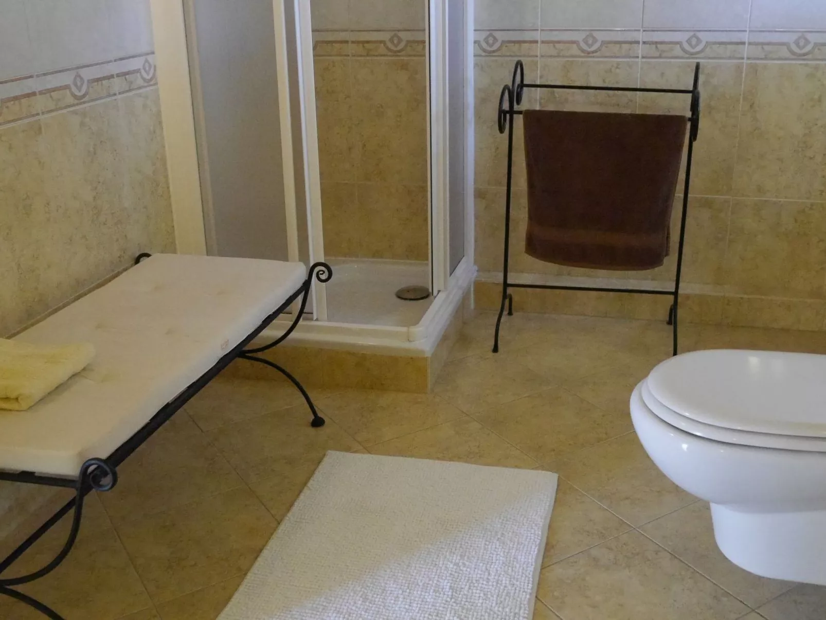 Villa Leonardo - Inside