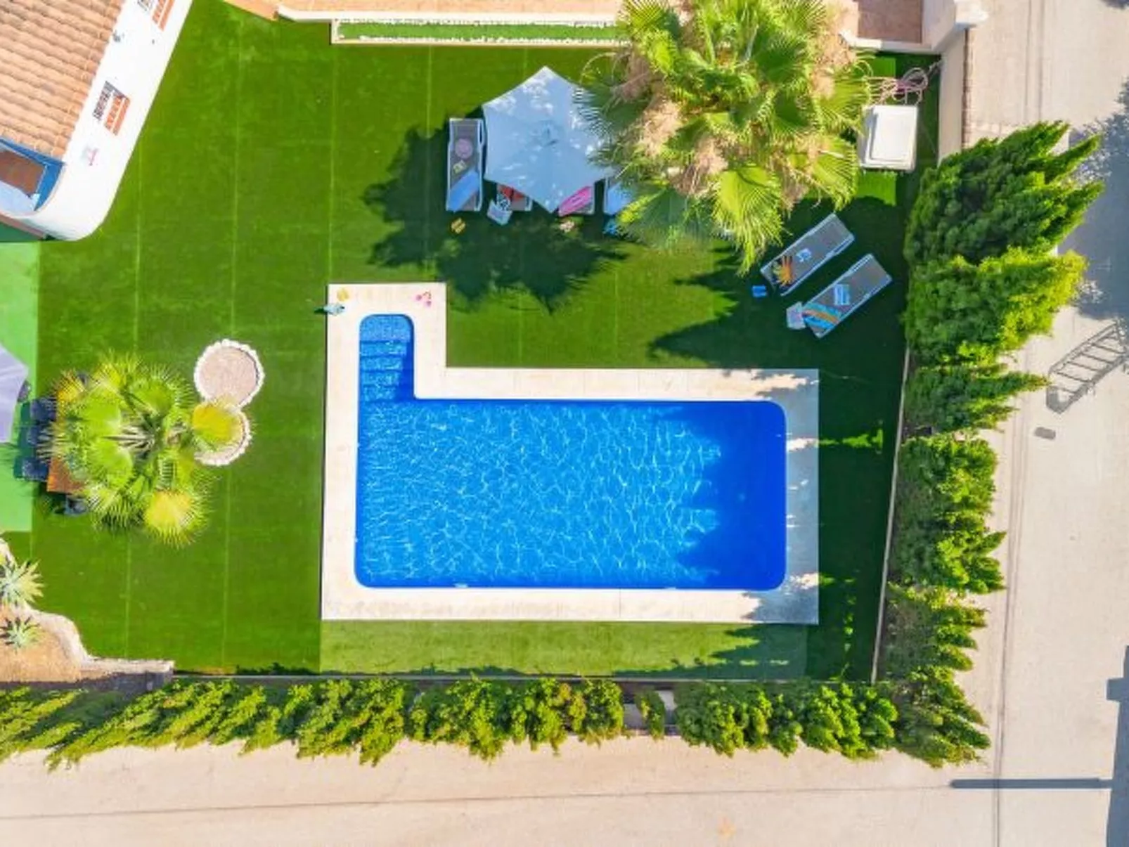 Villa Inia - PlusHolidays - Image-tags.info