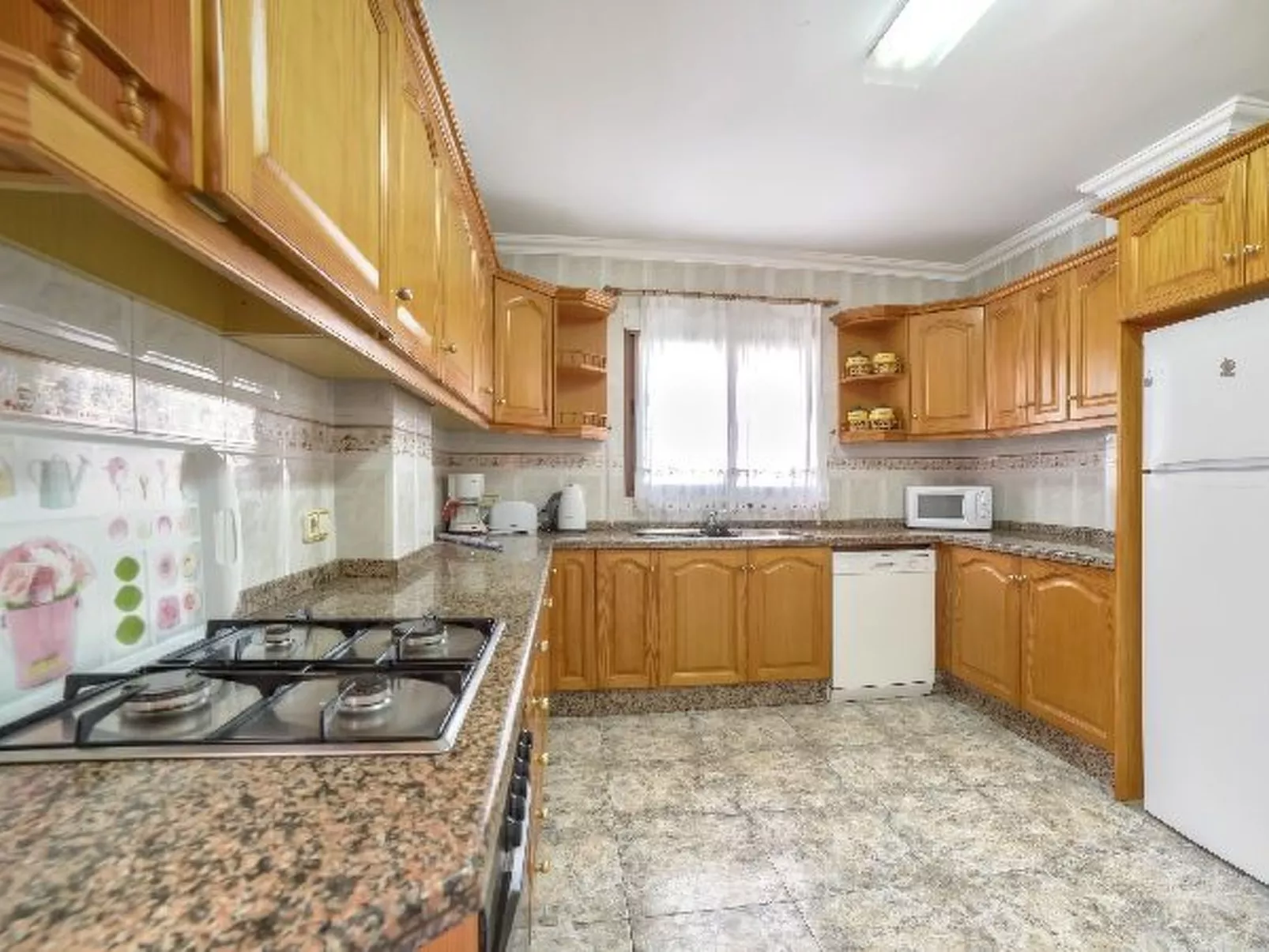 Villa Garrofer- PlusHolidays - Image-tags.info