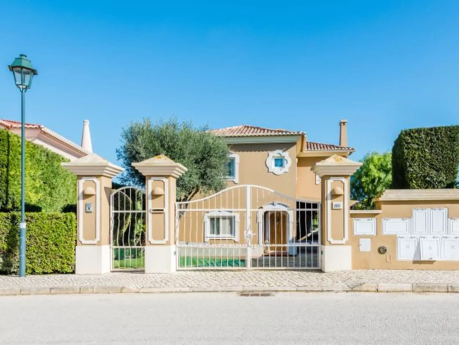 Boavista Golf and Spa Resort - Luxury Villa - Outside