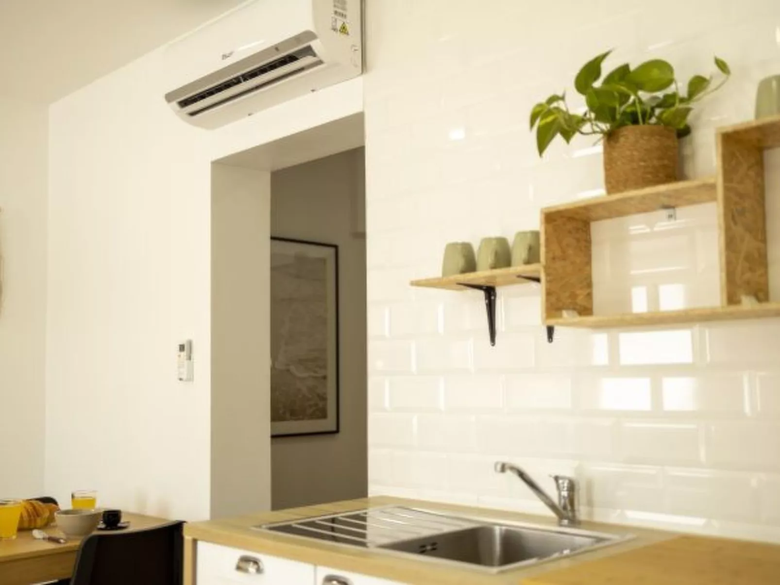 Seixal Bay Apartments - One Bedroom NEW - Inside