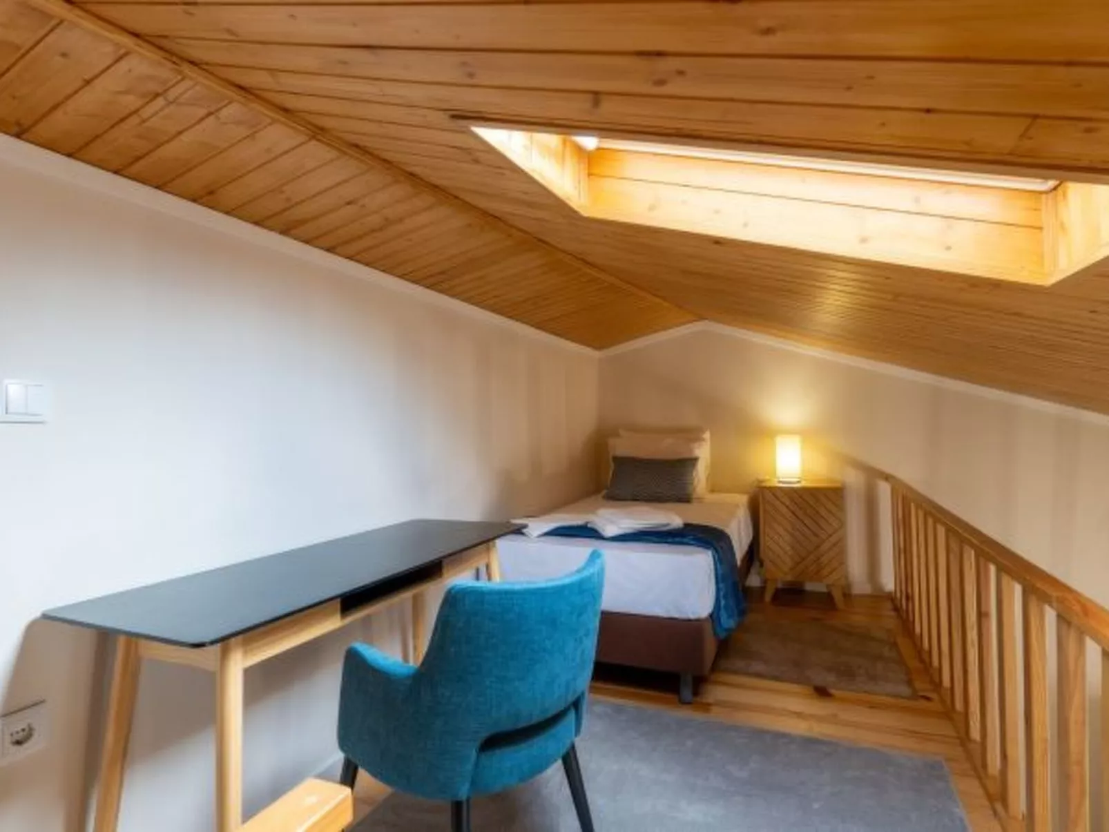 CITY CENTER COMFORT APARTMENT B by VACATIONY - Inside