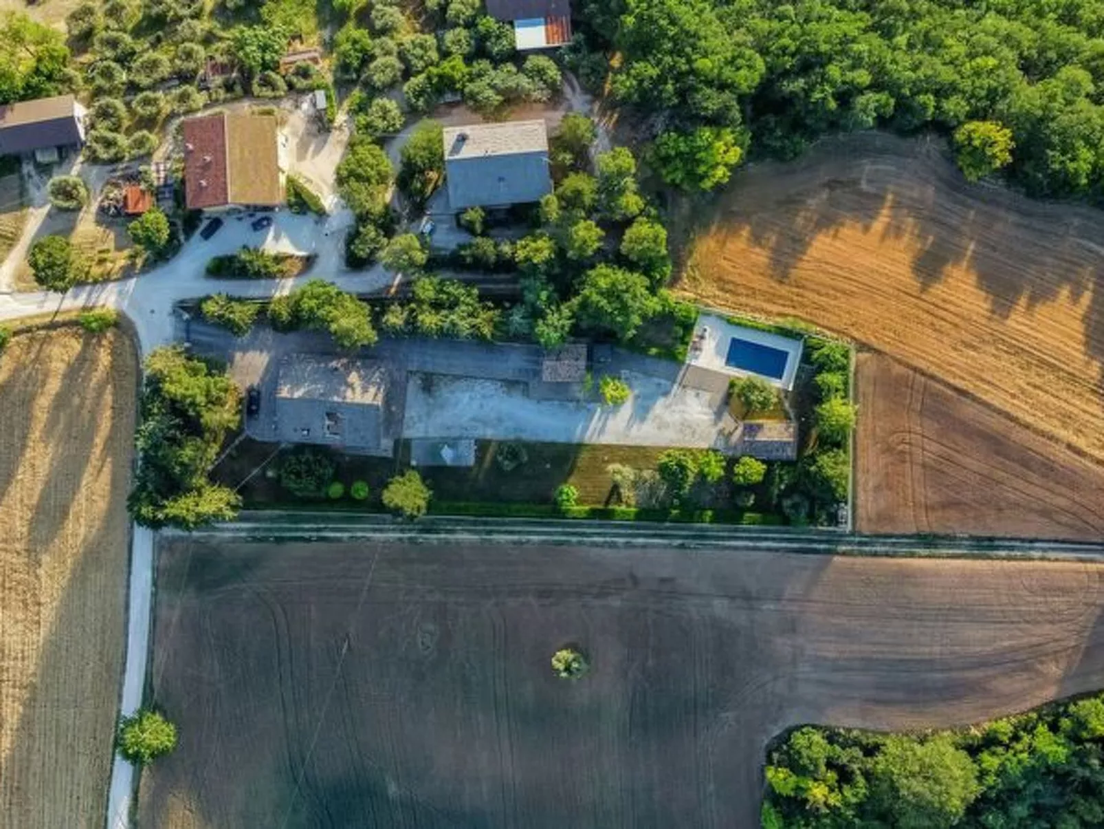 Sunrise Hill Holiday Home - Outside