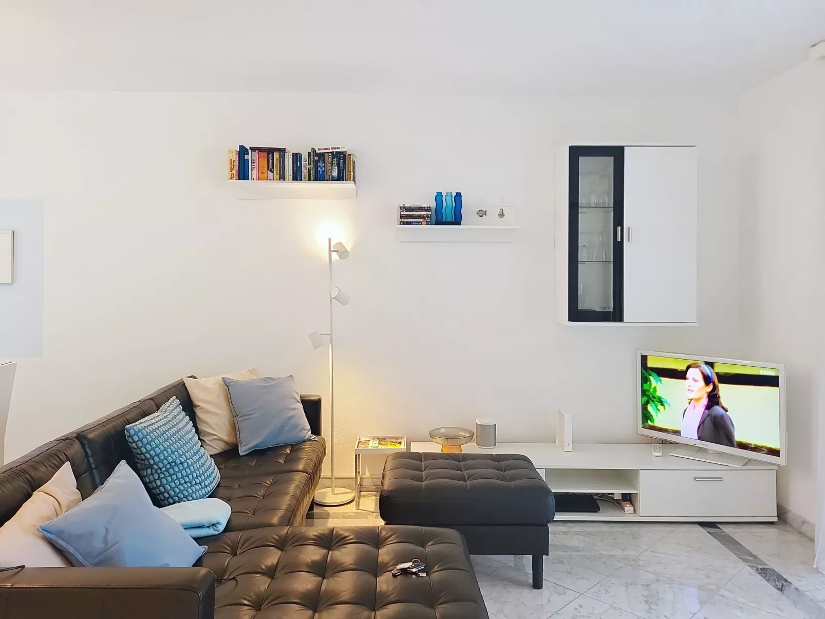 Apt. Hermosa - Inside