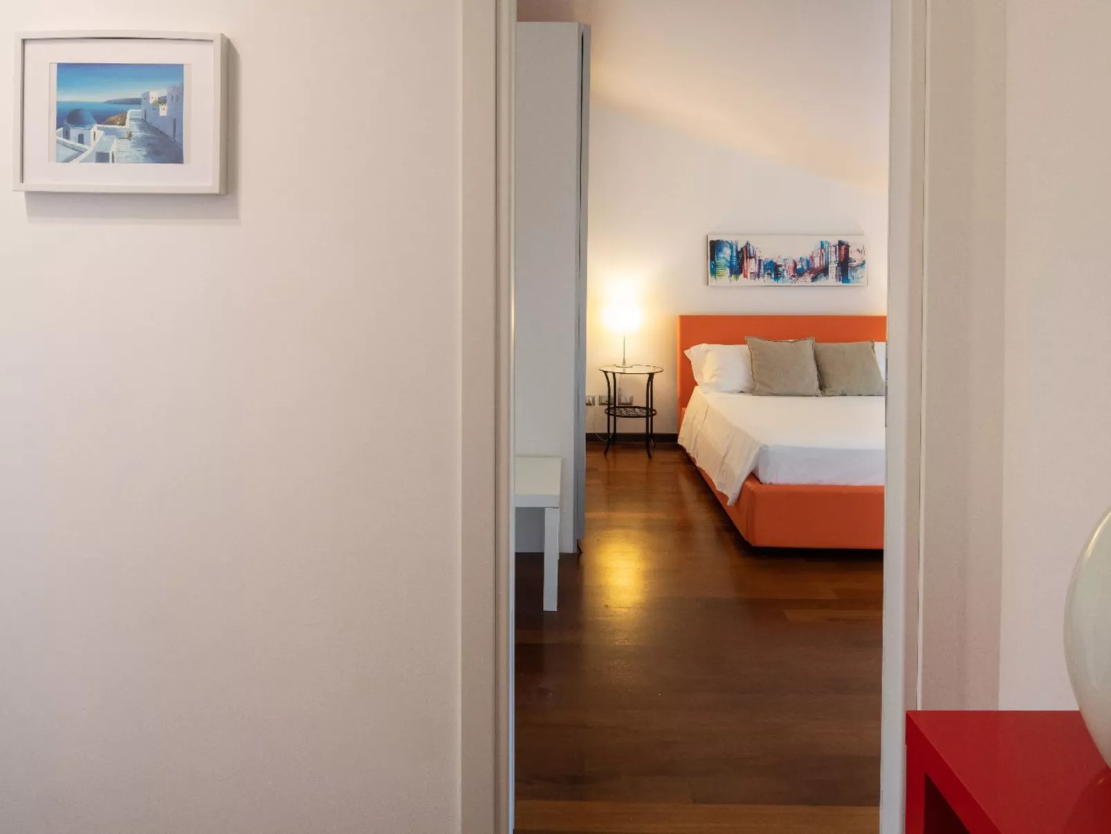 Villa Carlino White - Inside