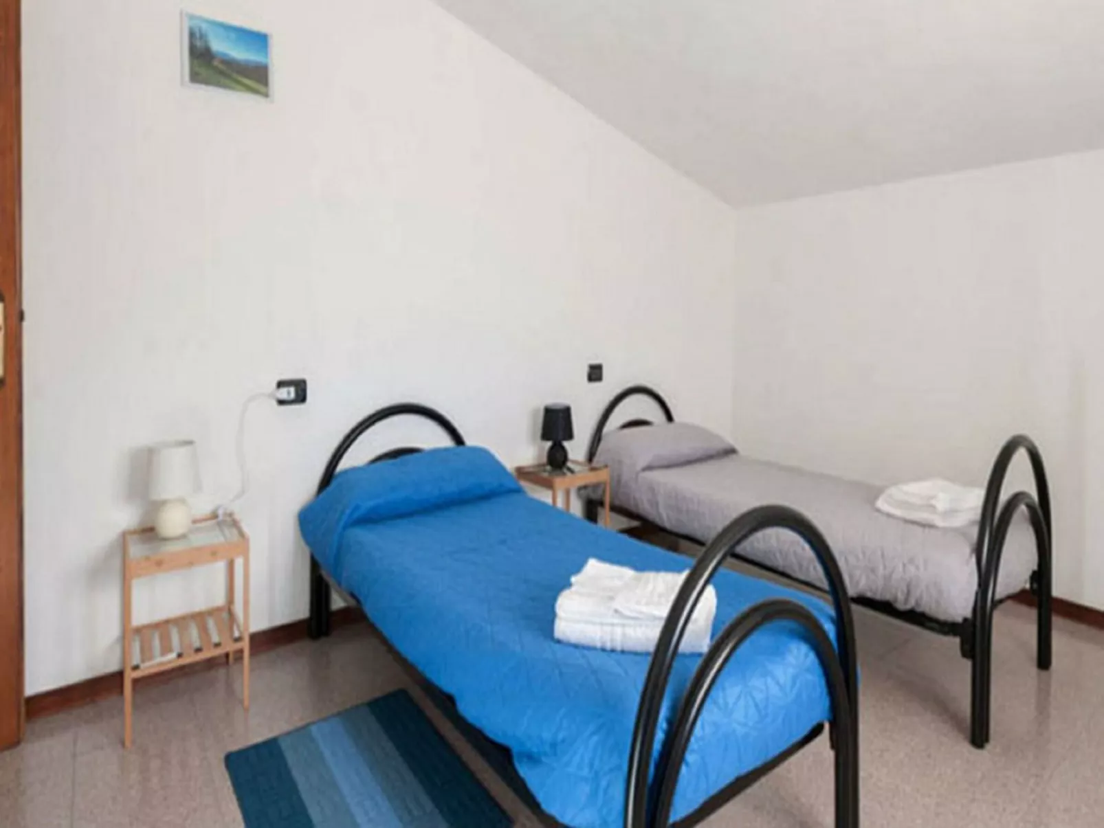 Ferienzimmer in Tolasudolsa Zimmer Frühstück - Inside