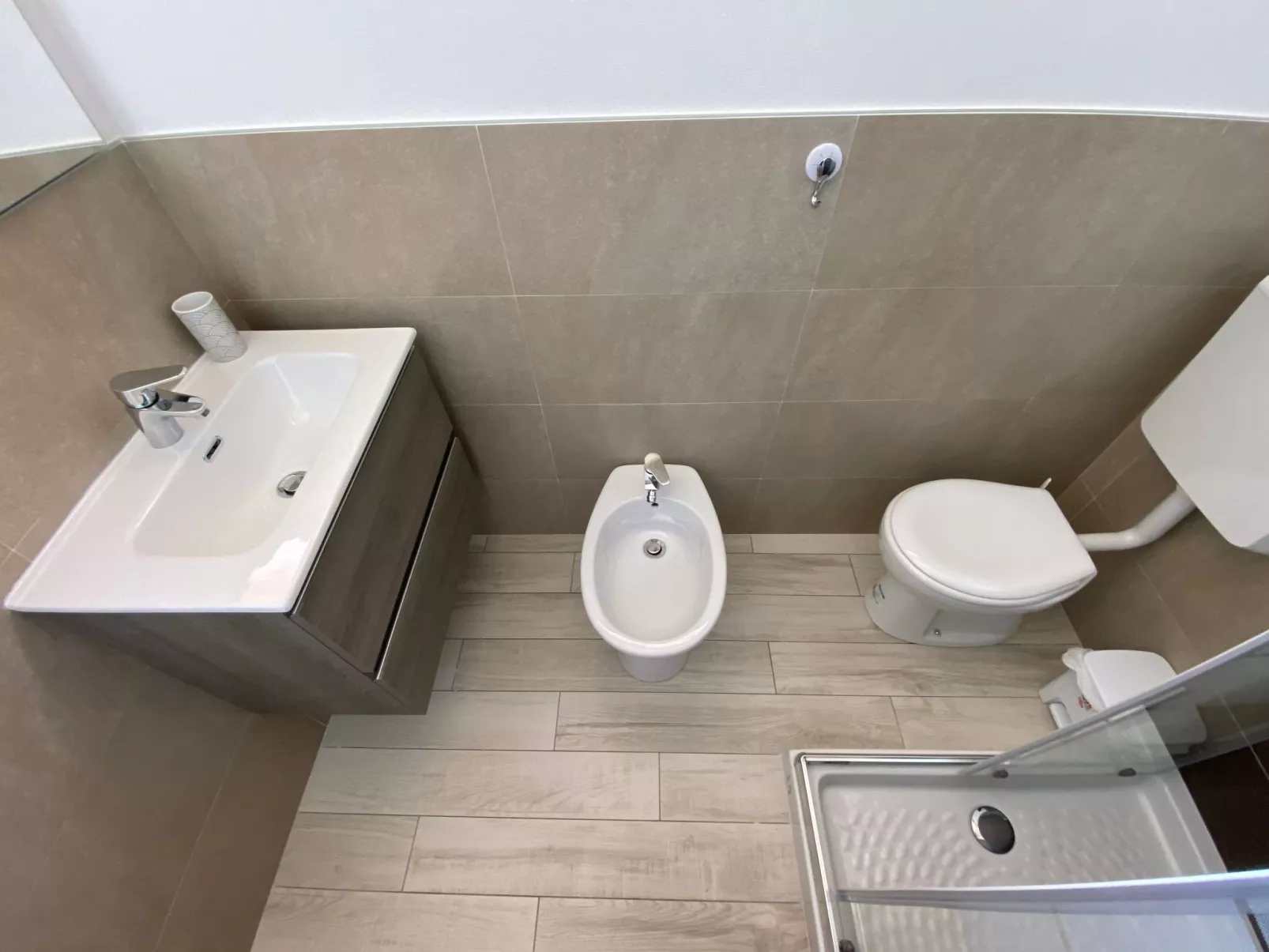 In Lido Delle Nazioni mit Kleinem Balkon - Drinnen