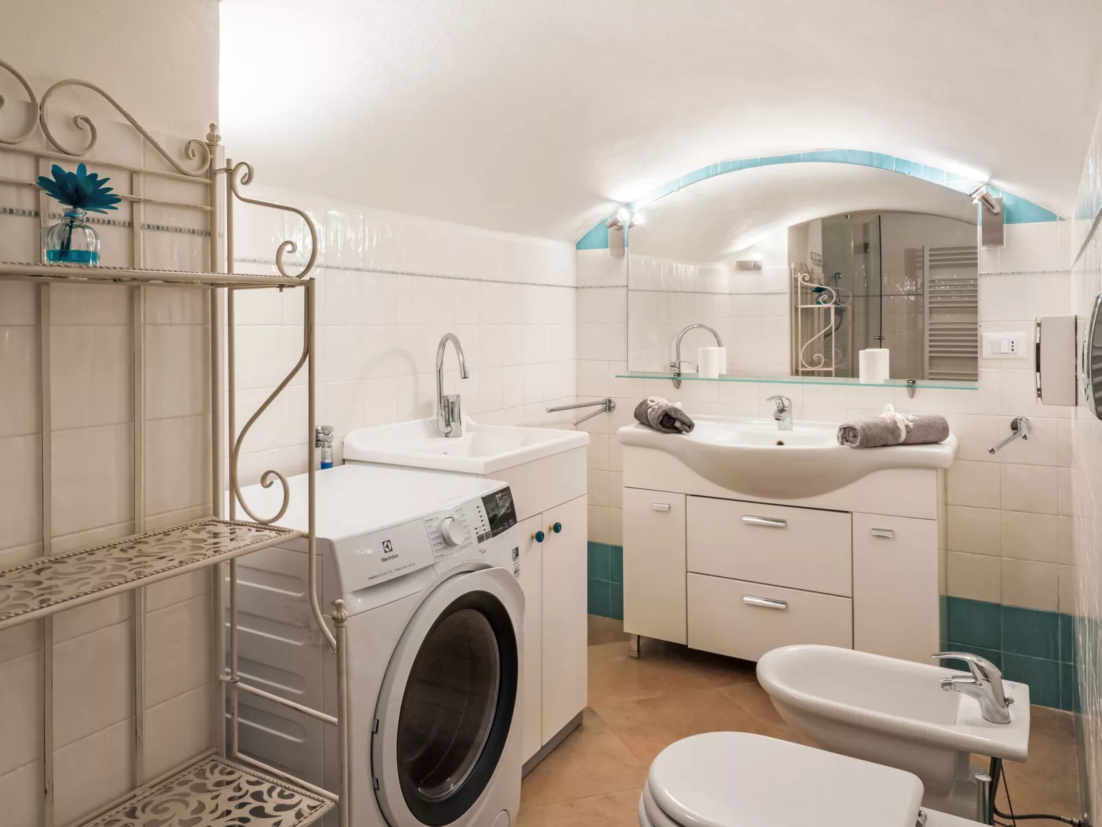 Kloster Parasio - Inside