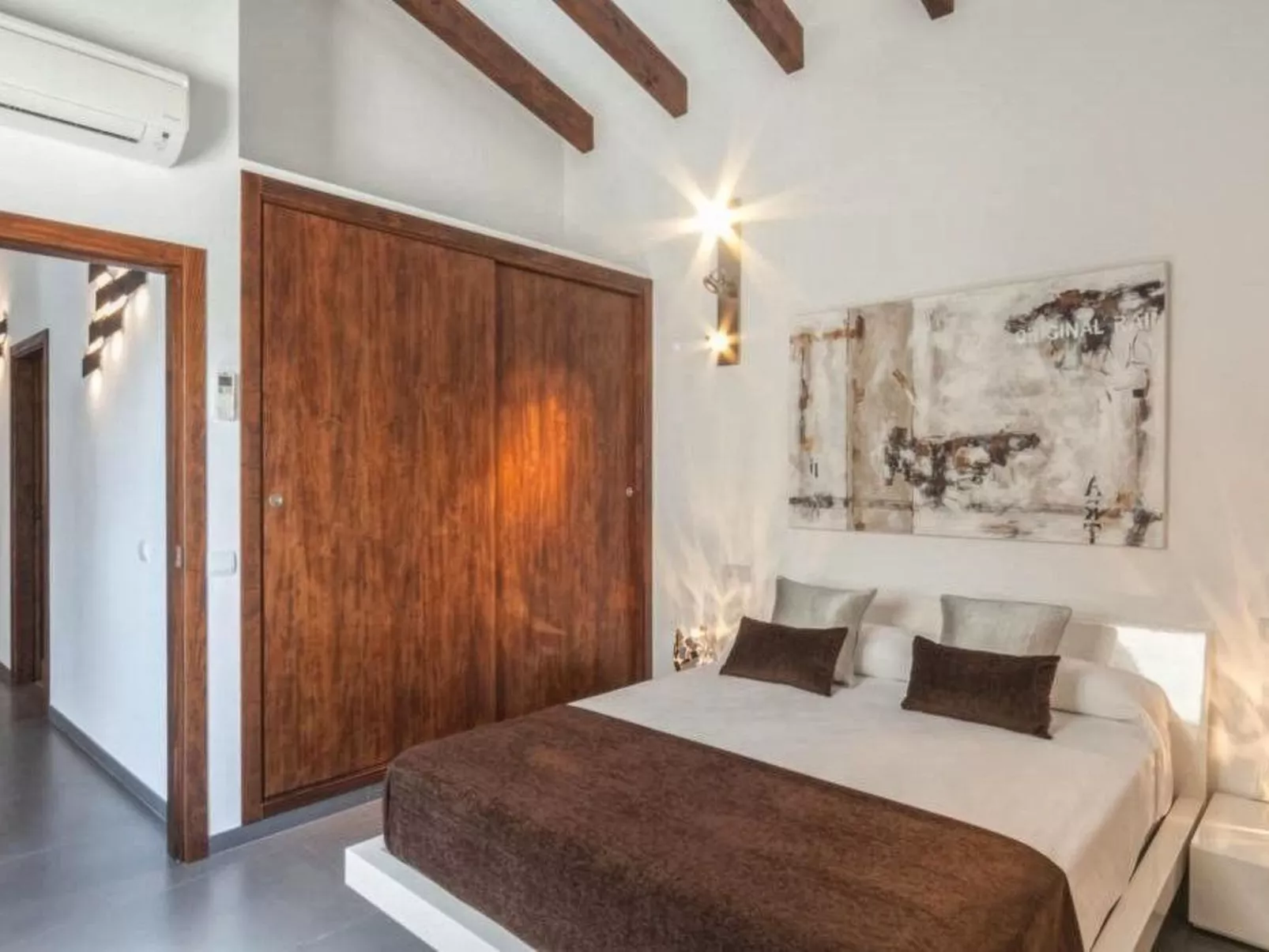 Schönes Landhaus vor kurzem am Rande des Dorfes von Muro gebaut. - Image-tags.info