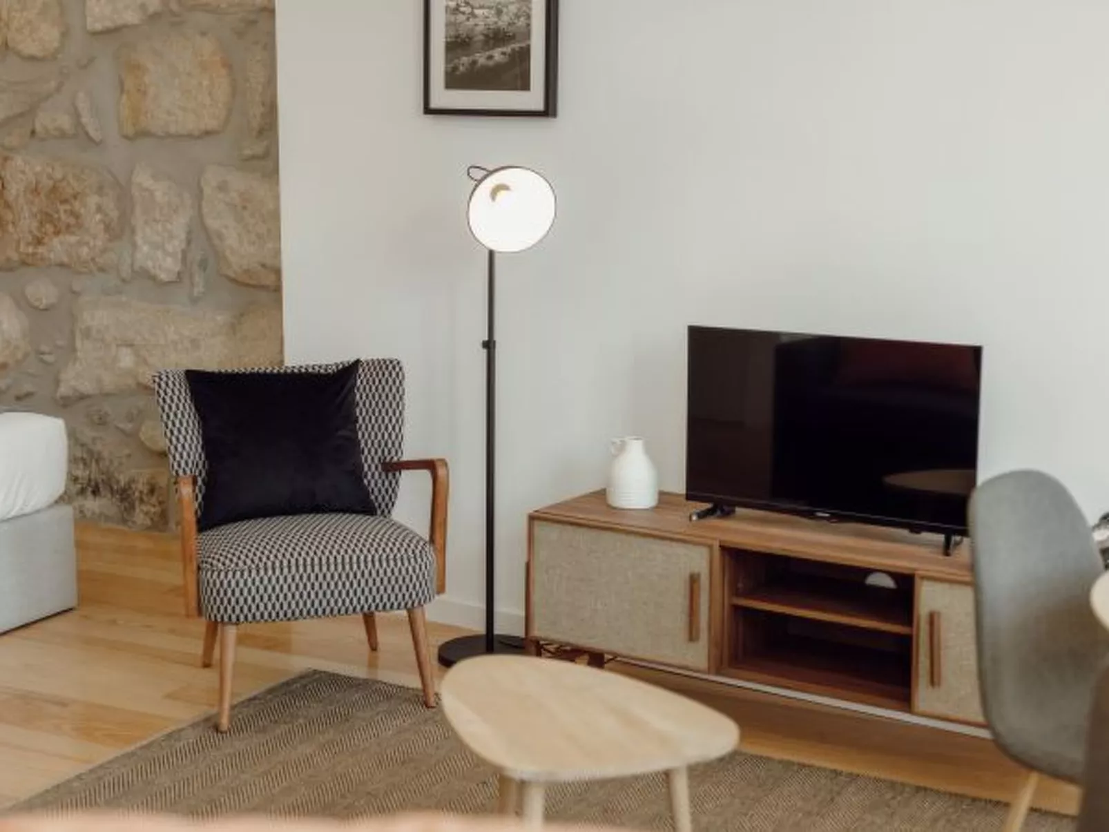 COURTYARD OPORTO DESIGN APARTMENT B - Drinnen