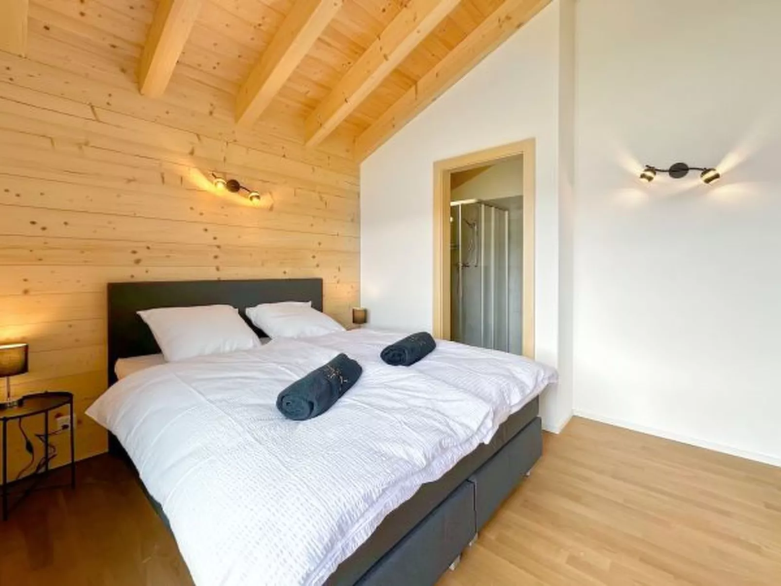 My Mountain Paradise in the Swiss Alps - Drinnen