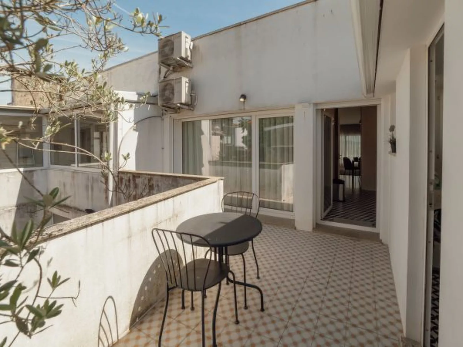 PORTO PANORAMIC VIEWS WITH TERRACE by VACATIONY - Dedans