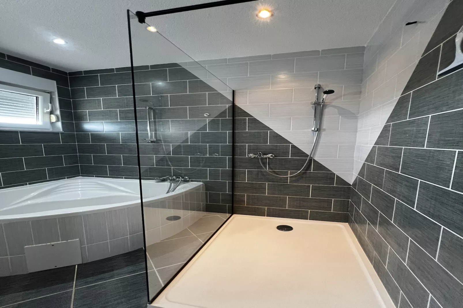 Apartment Lavaran 6 - Badezimmer