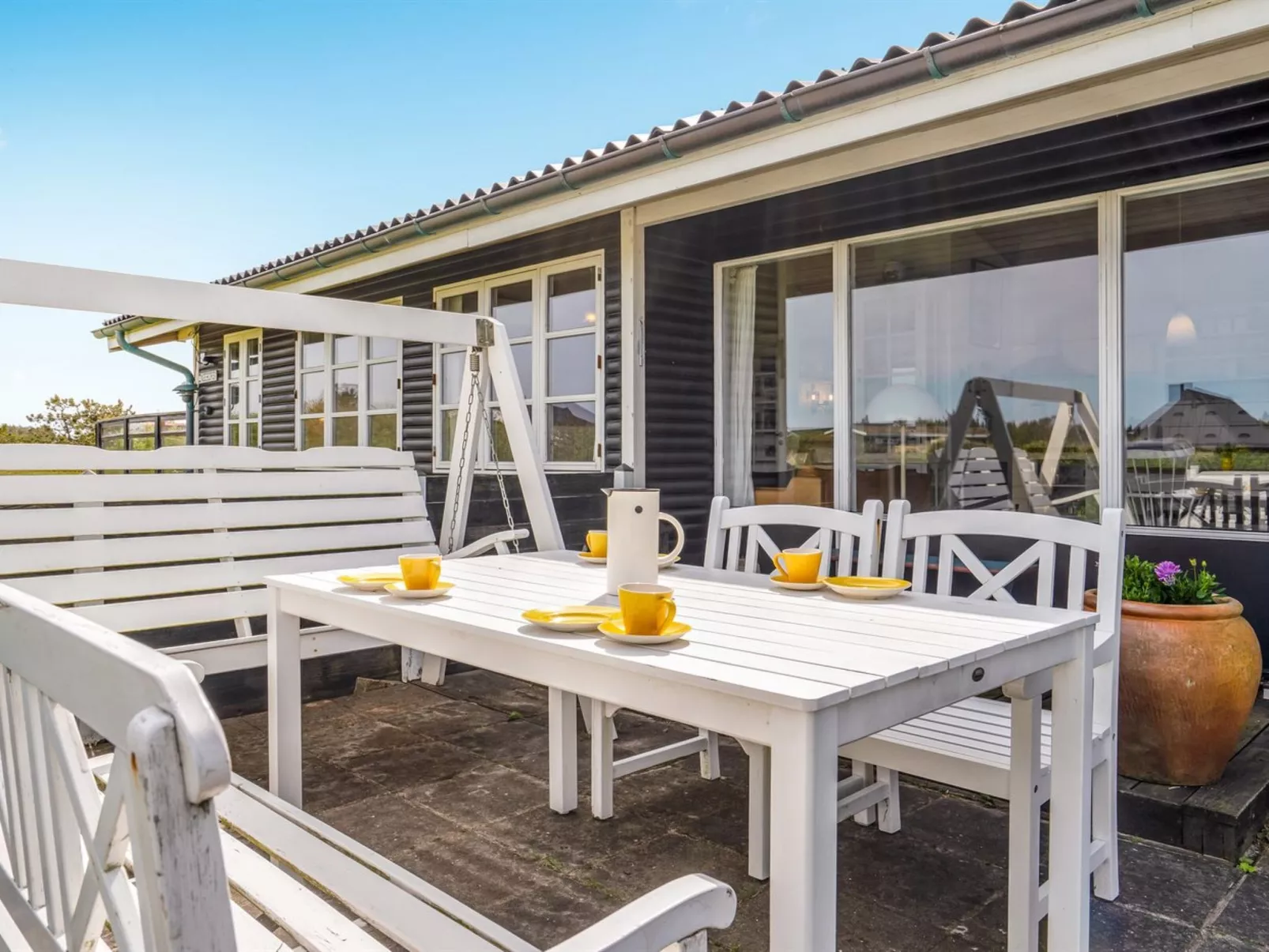 "Katri" - 500m from the sea - Outside