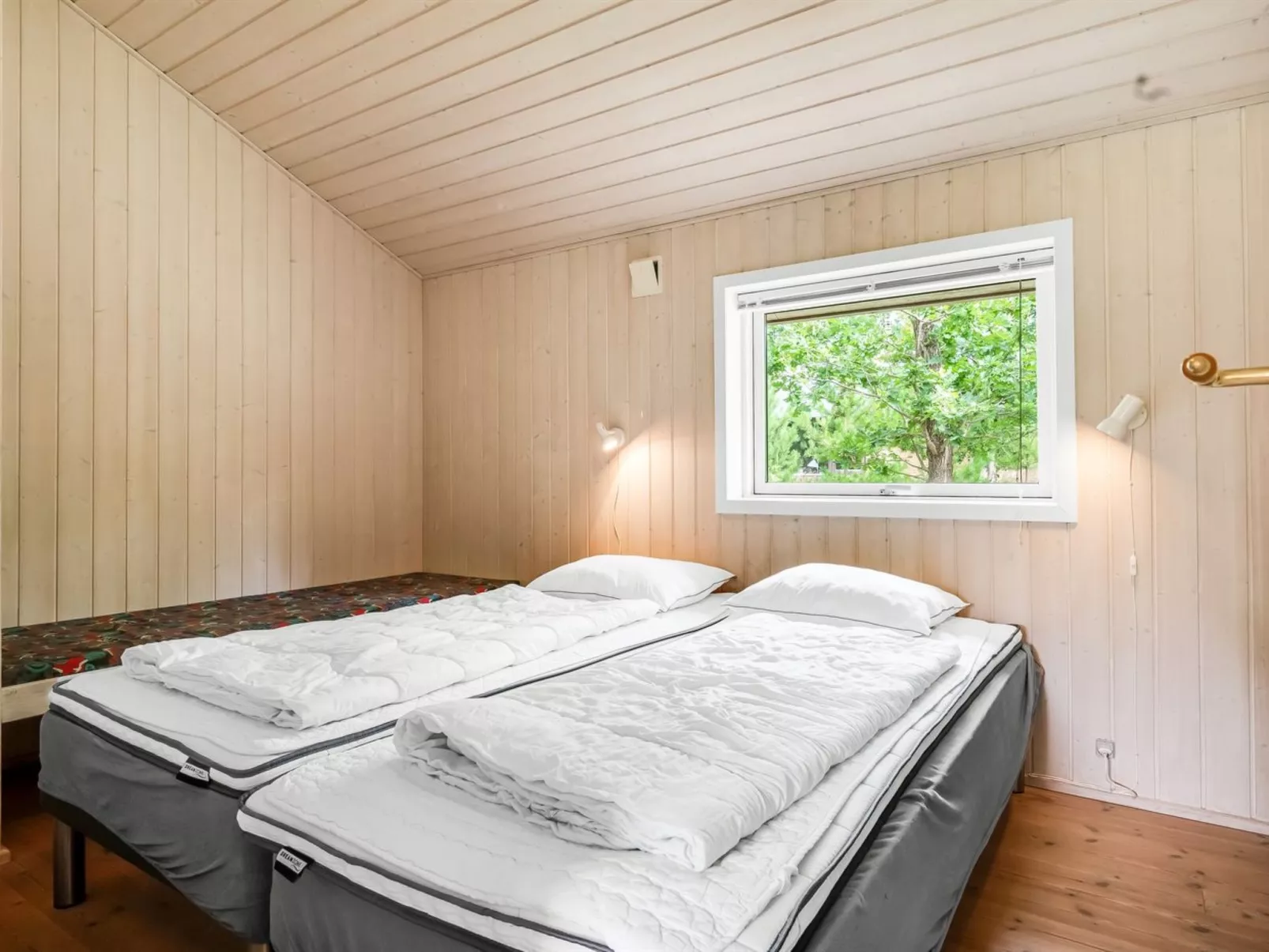 "Salla" - 1.2km from the sea - Inside