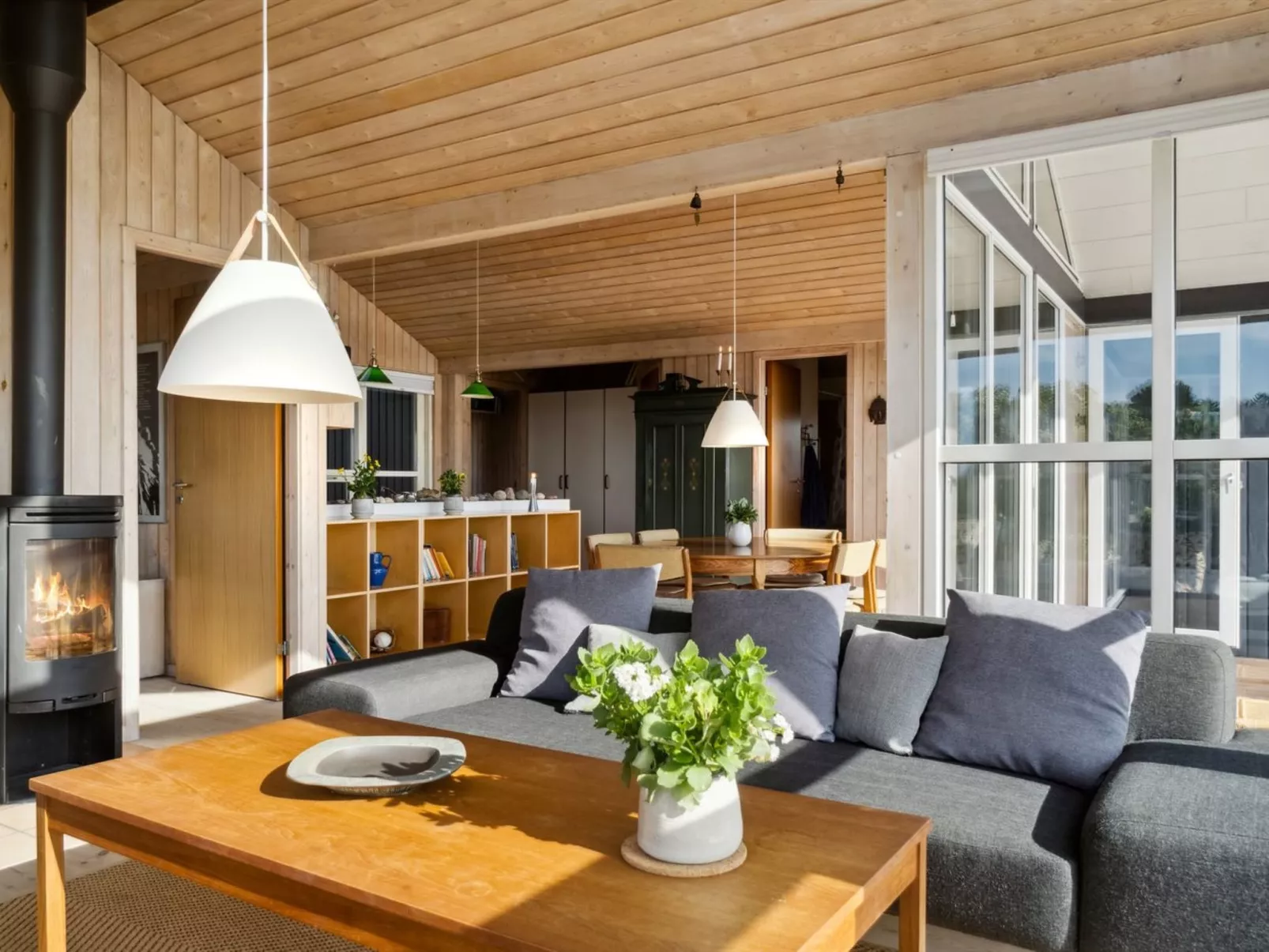 "Iivari" - 70m from the sea - Inside