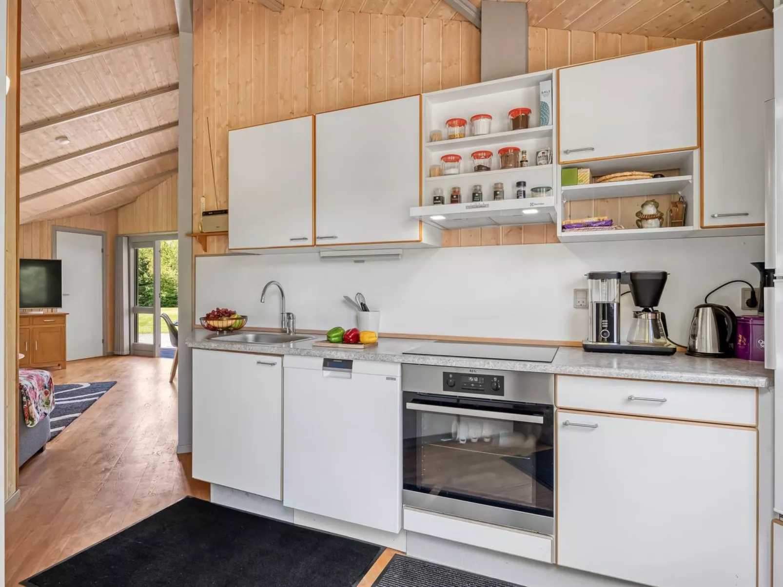 "Kuisma" - 11km from the sea - Drinnen