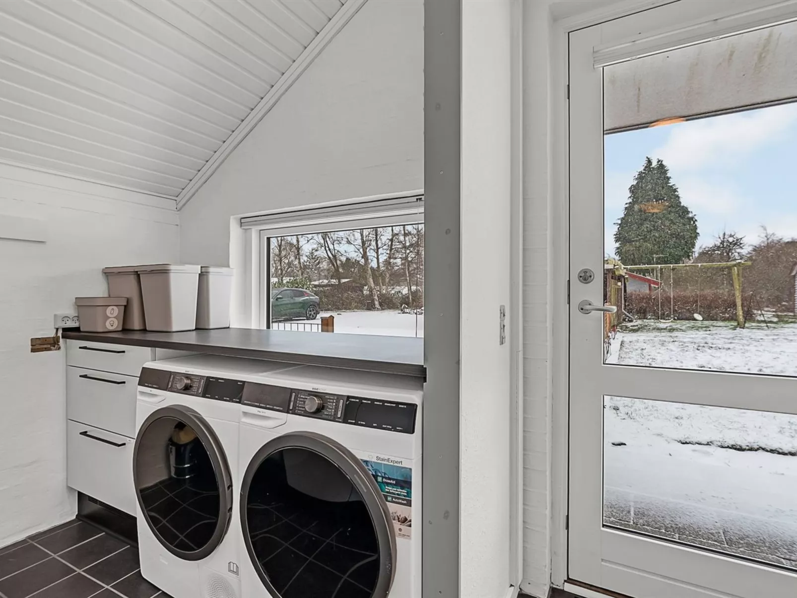 "Hielm" - 490m from the sea - Inside