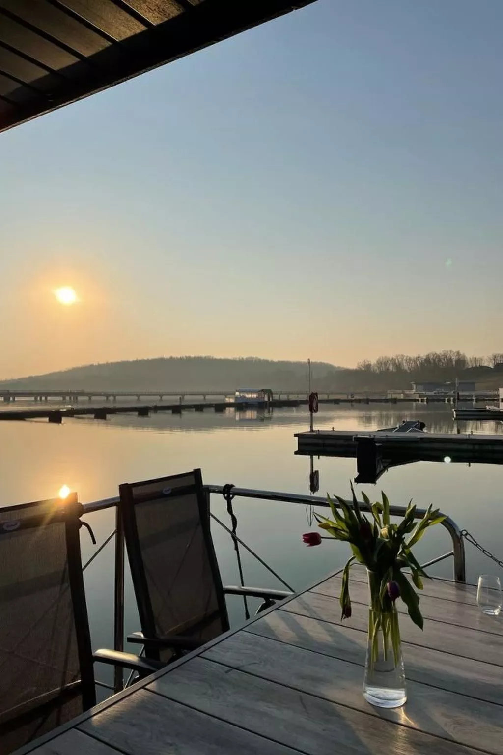 Hausboot mit Sauna - Draußen