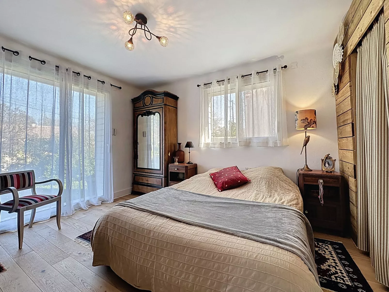 Les Rainettes - Drinnen