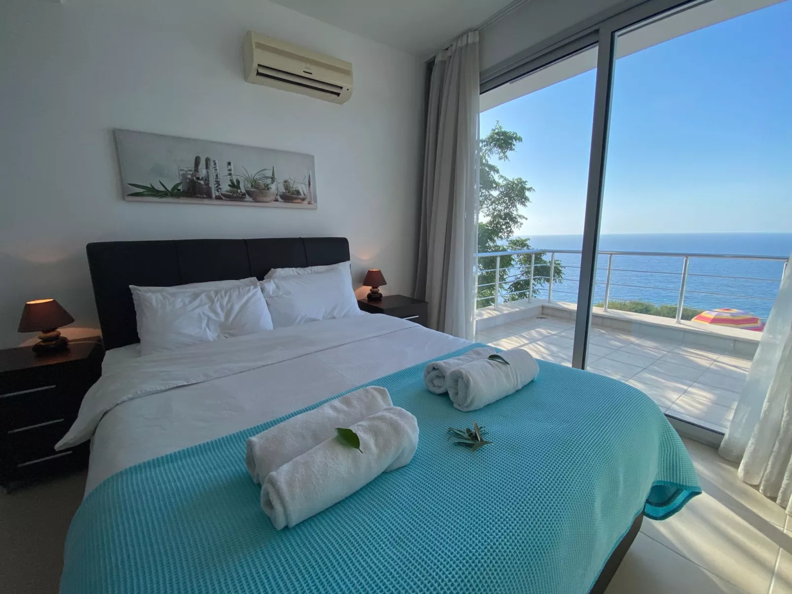 Ferienvilla mit Infinity Pool - Drinnen