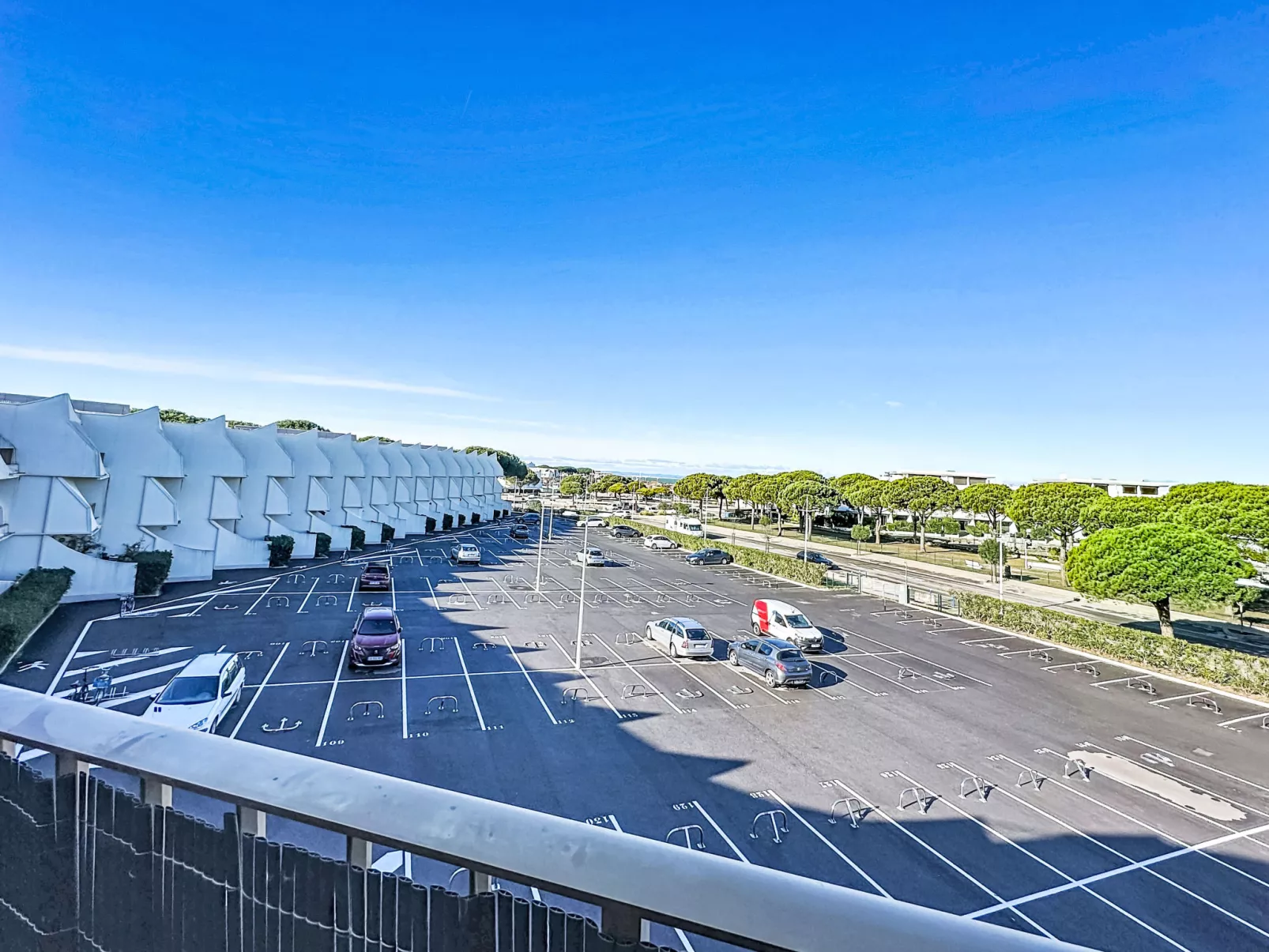 Le Grand Galion - Draußen