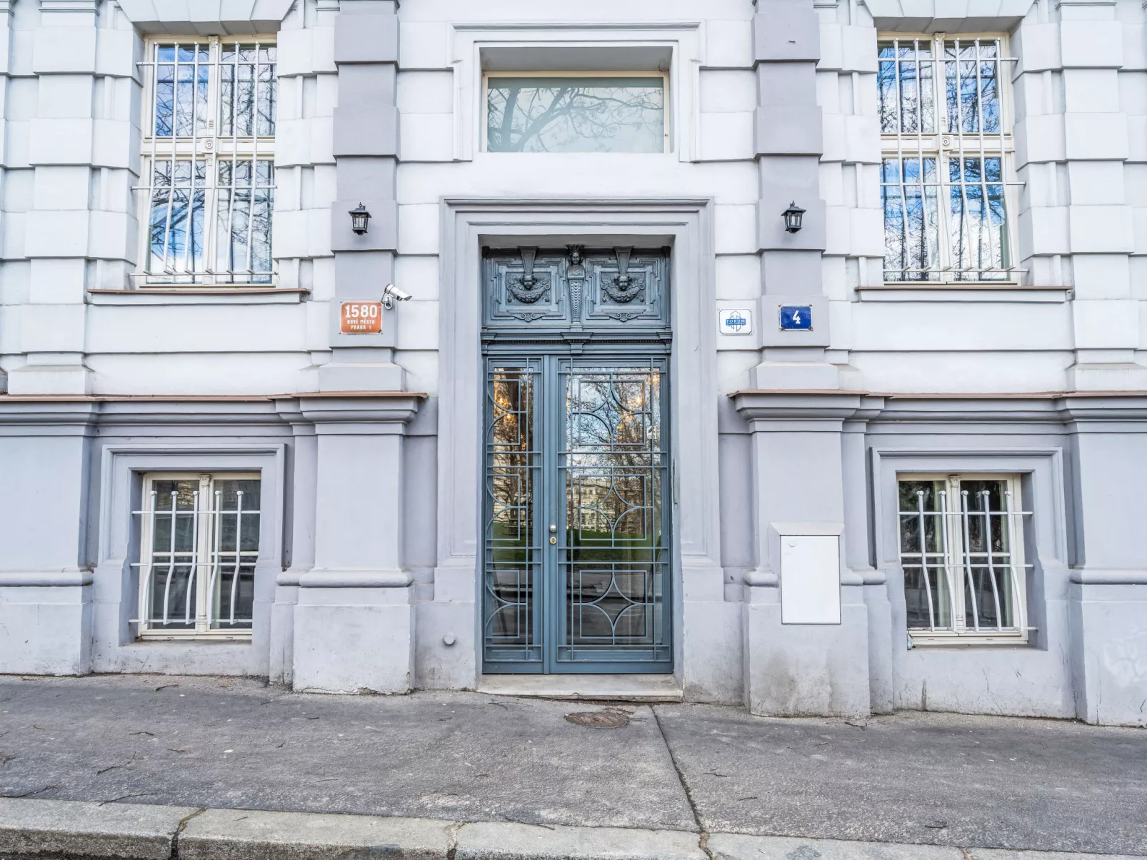 Čelakovsky - Outside