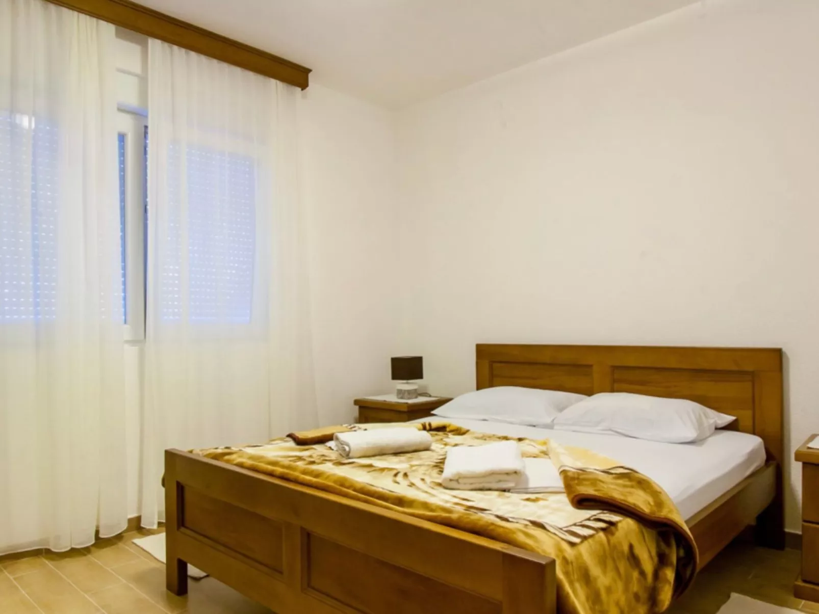 Ljubica Two - Schlafzimmer-Apartment mit Terrasse - Inside