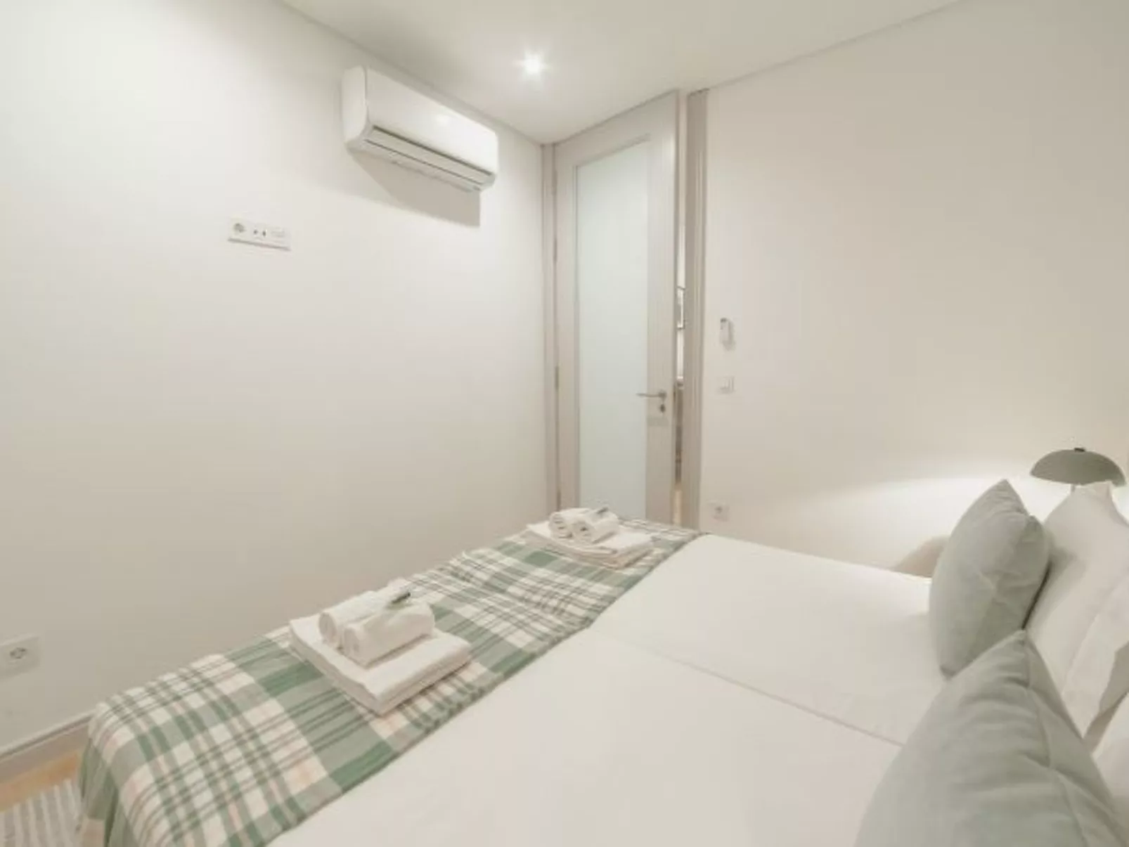 HEART OF PORTO APARTMENT G by VACATIONY - Dedans