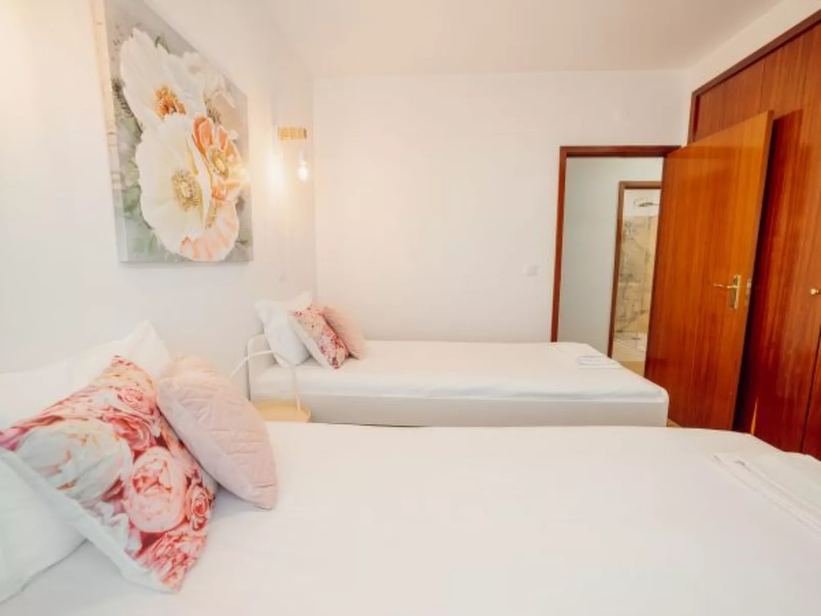 CITY CENTER GRAND SEA VIEW TERRACE by VACATIONY - Inside