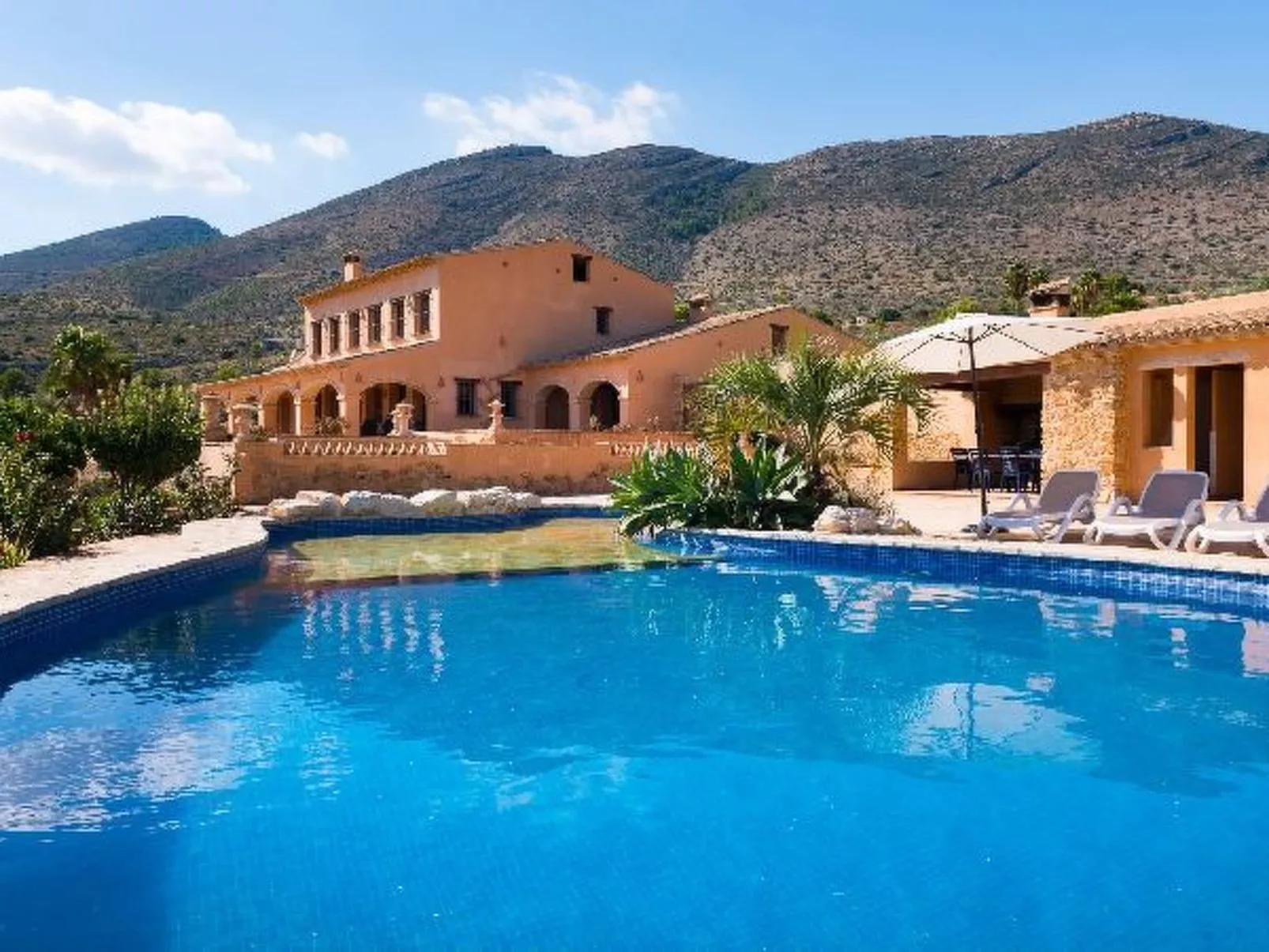 Villa Paraiso - PlusHolidays - Image-tags.info