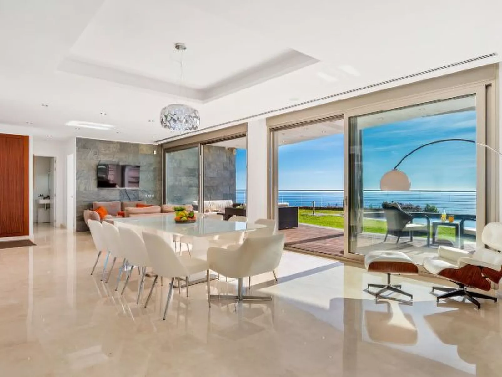 Villa Campomanes - PlusHolidays - Image-tags.info