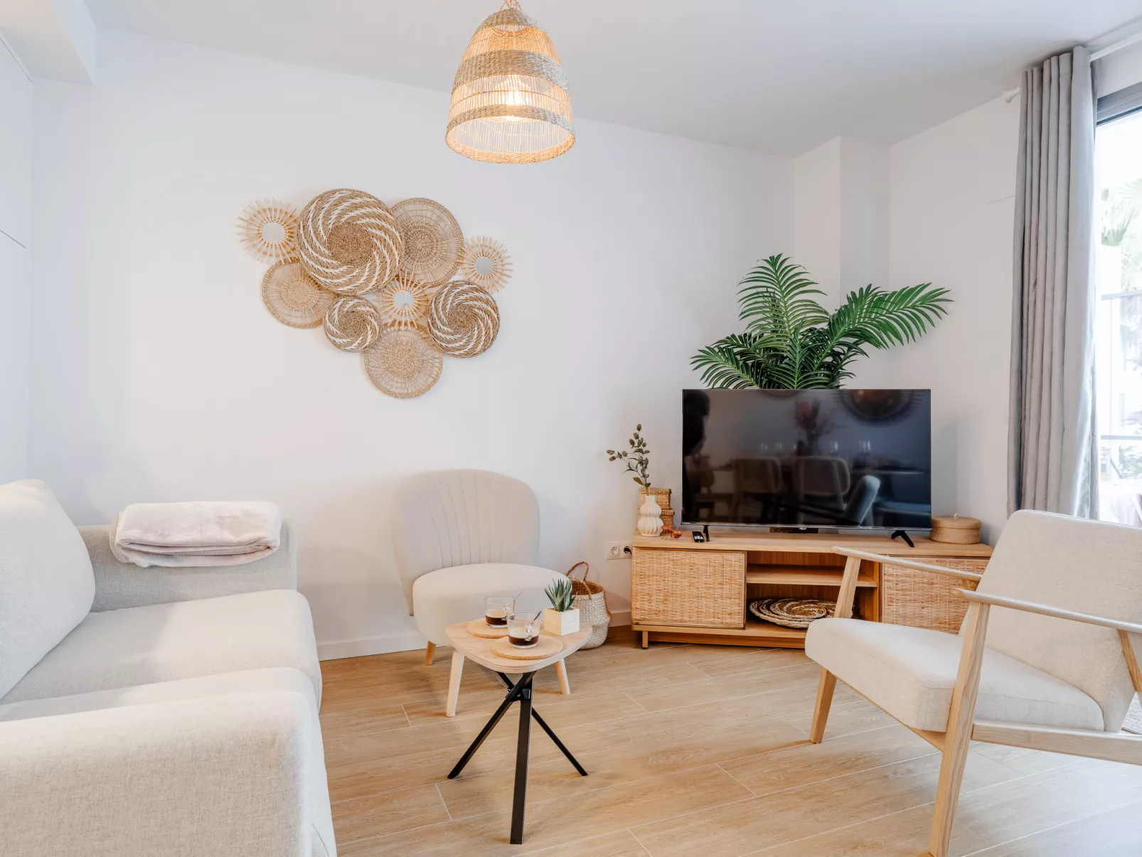 Marina Real III - Inside