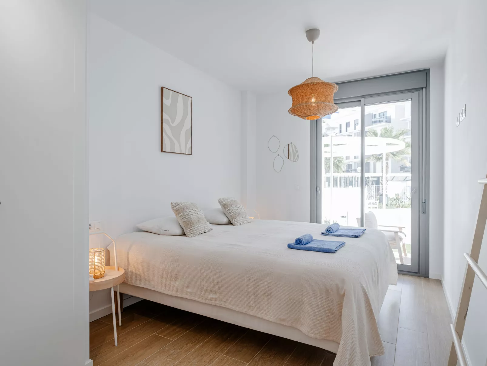 Marina Real III - Inside