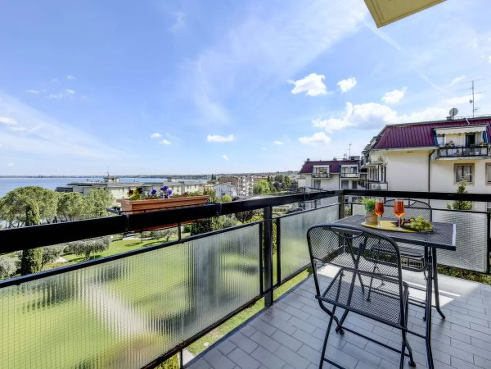 DesenzanoLoft Splendido - Image-tags.info