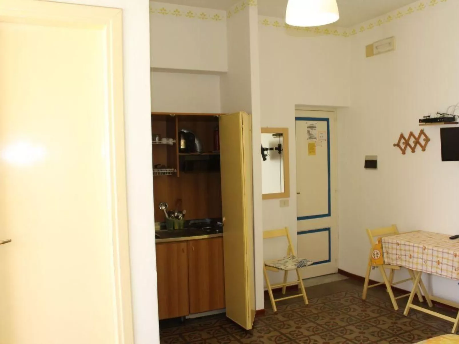 Ferienzimmer 'Bartolo' mit eigener Terrasse - Inside