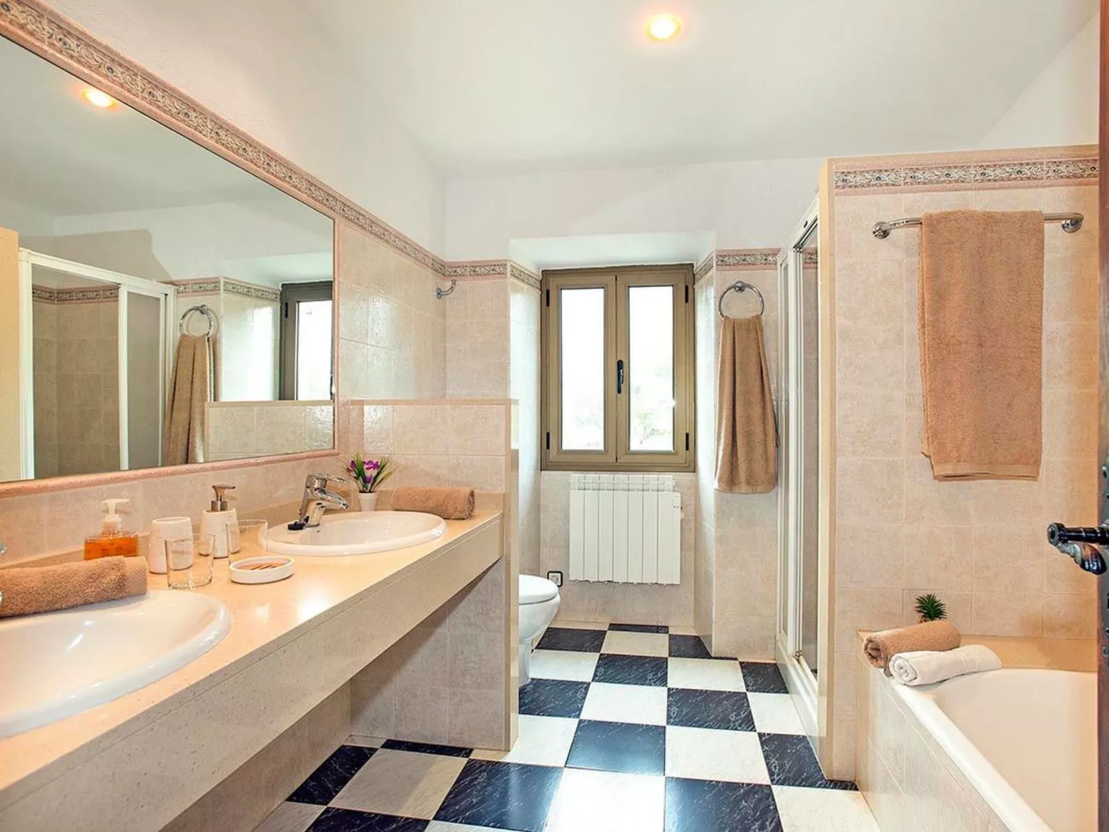 Impresionate Villa para 12 , Cala San Vicente - Dedans