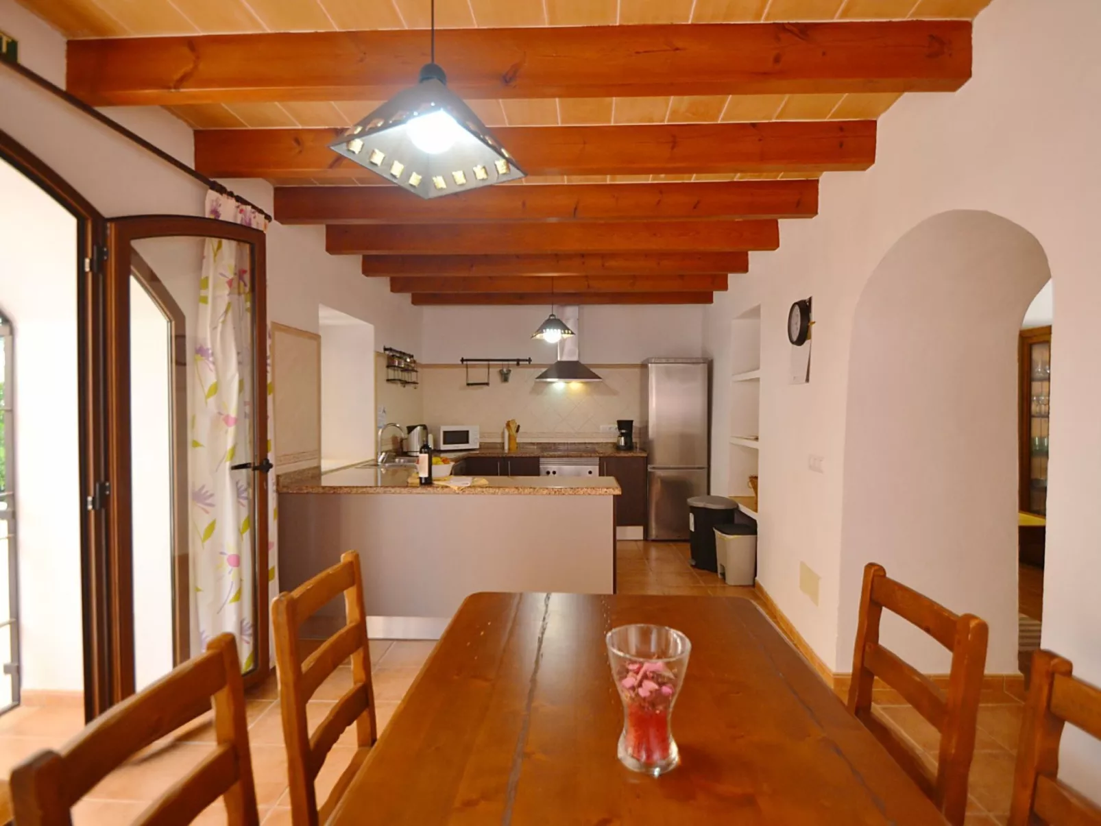 Wunderschönes Landhaus im Landhausstil mit Pool am Ortsrand von Felanitx - Drinnen