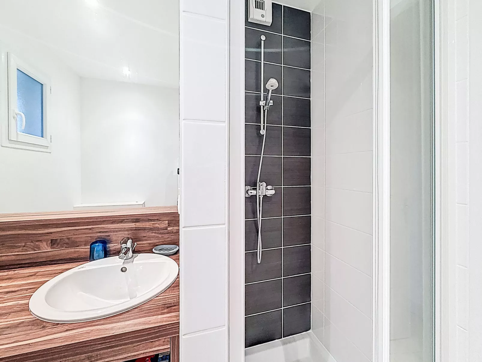 Stella Maris - Inside