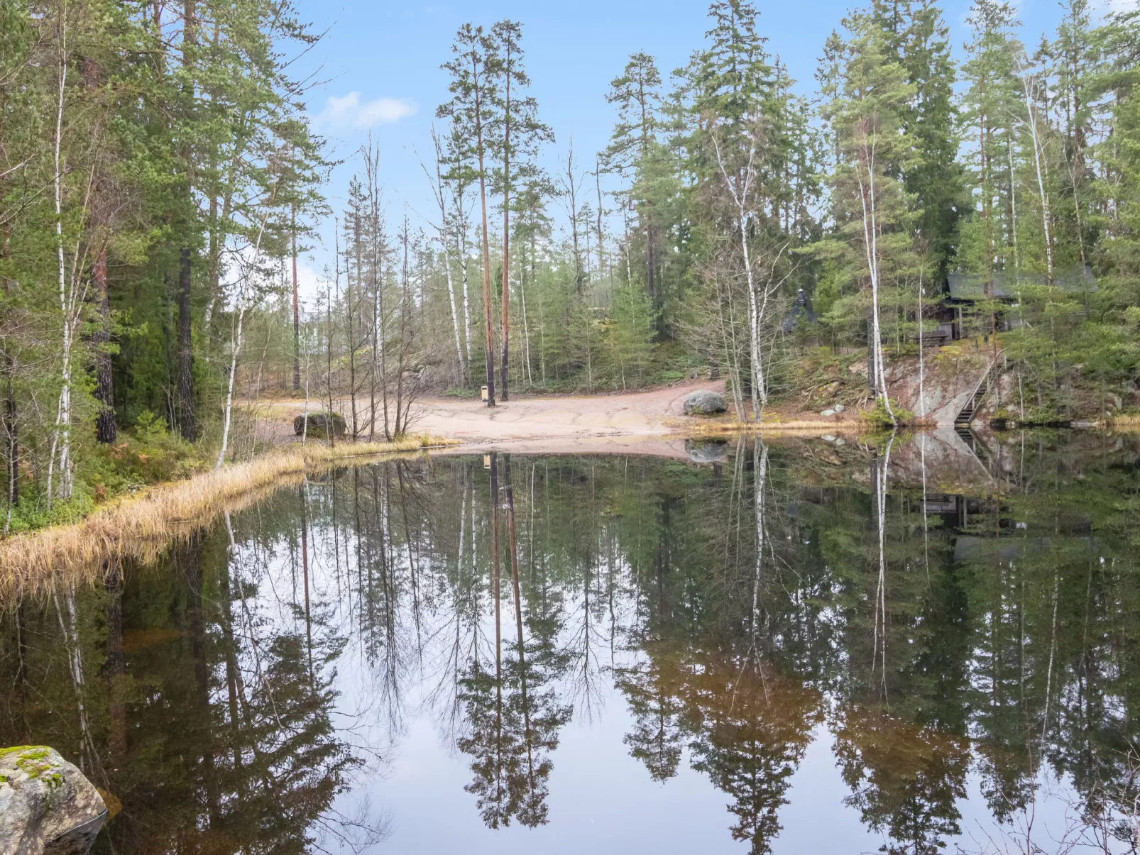 Korpilammenhuvilat 7a - Inside